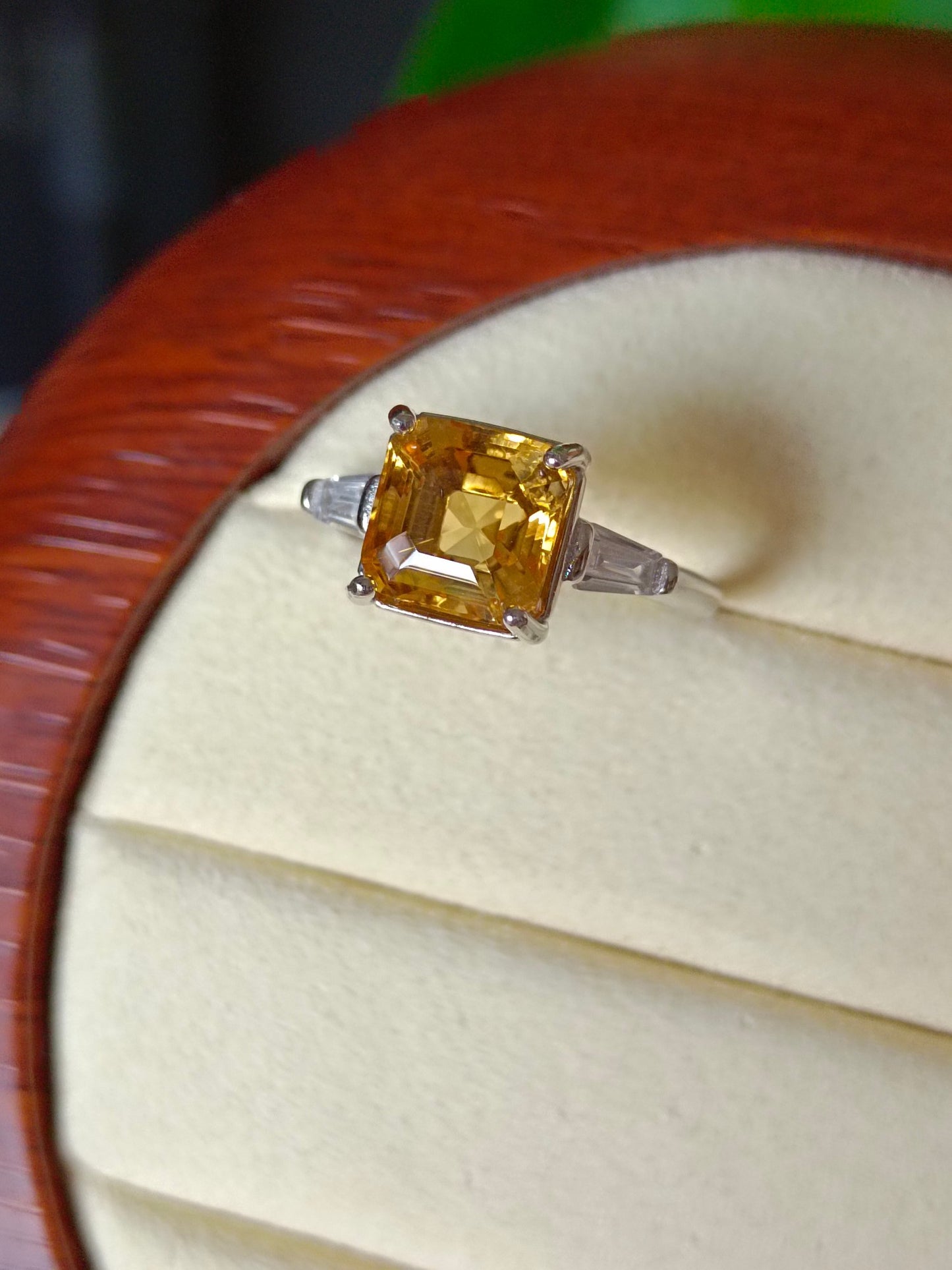 Cincin Persegi Citrine Kuning Asli yang Indah - Barang Kemas