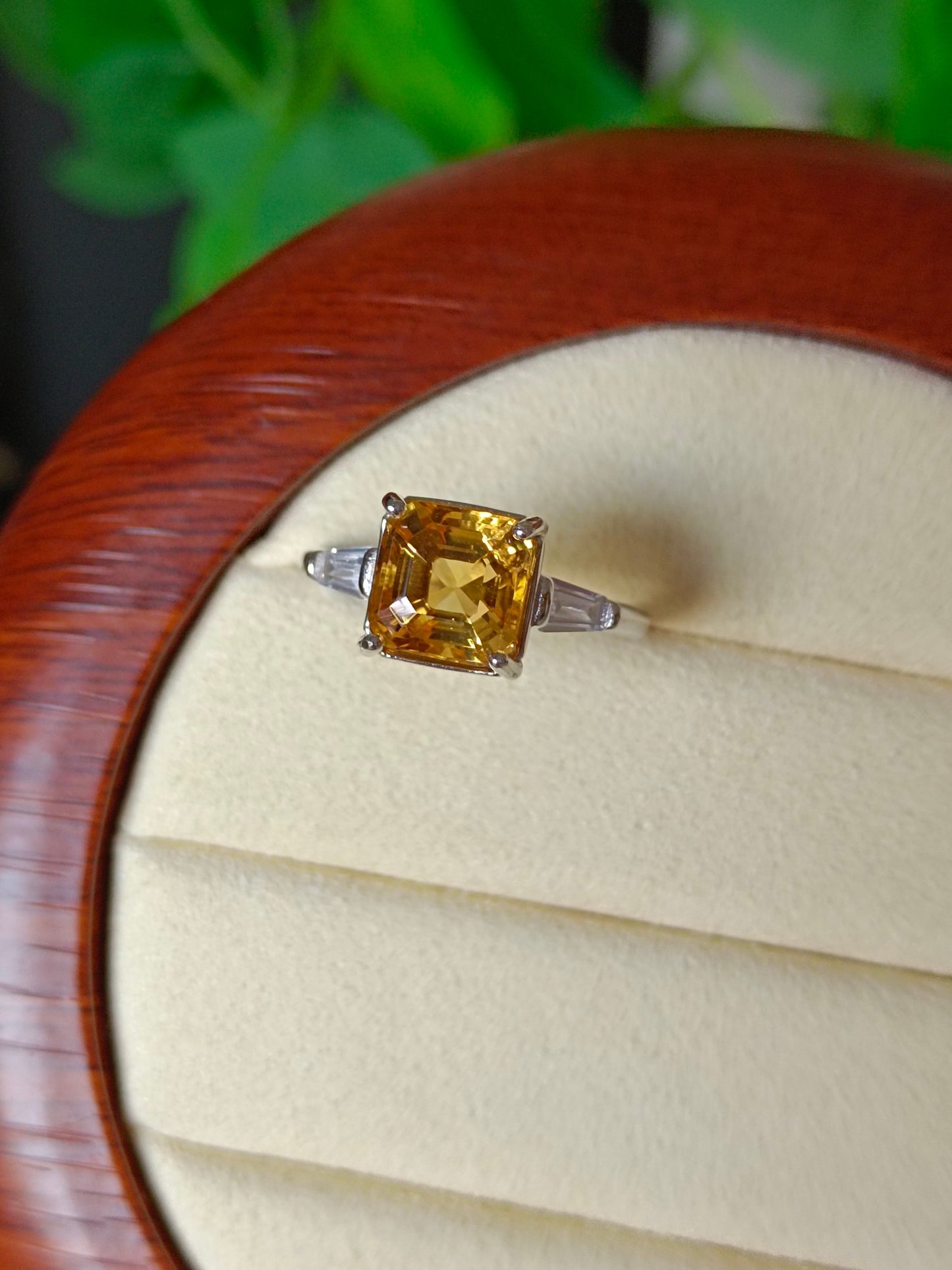 Cincin Segiempat Citrine Kuning Asli - Barang Kemas Cantik untuk Keanggunan