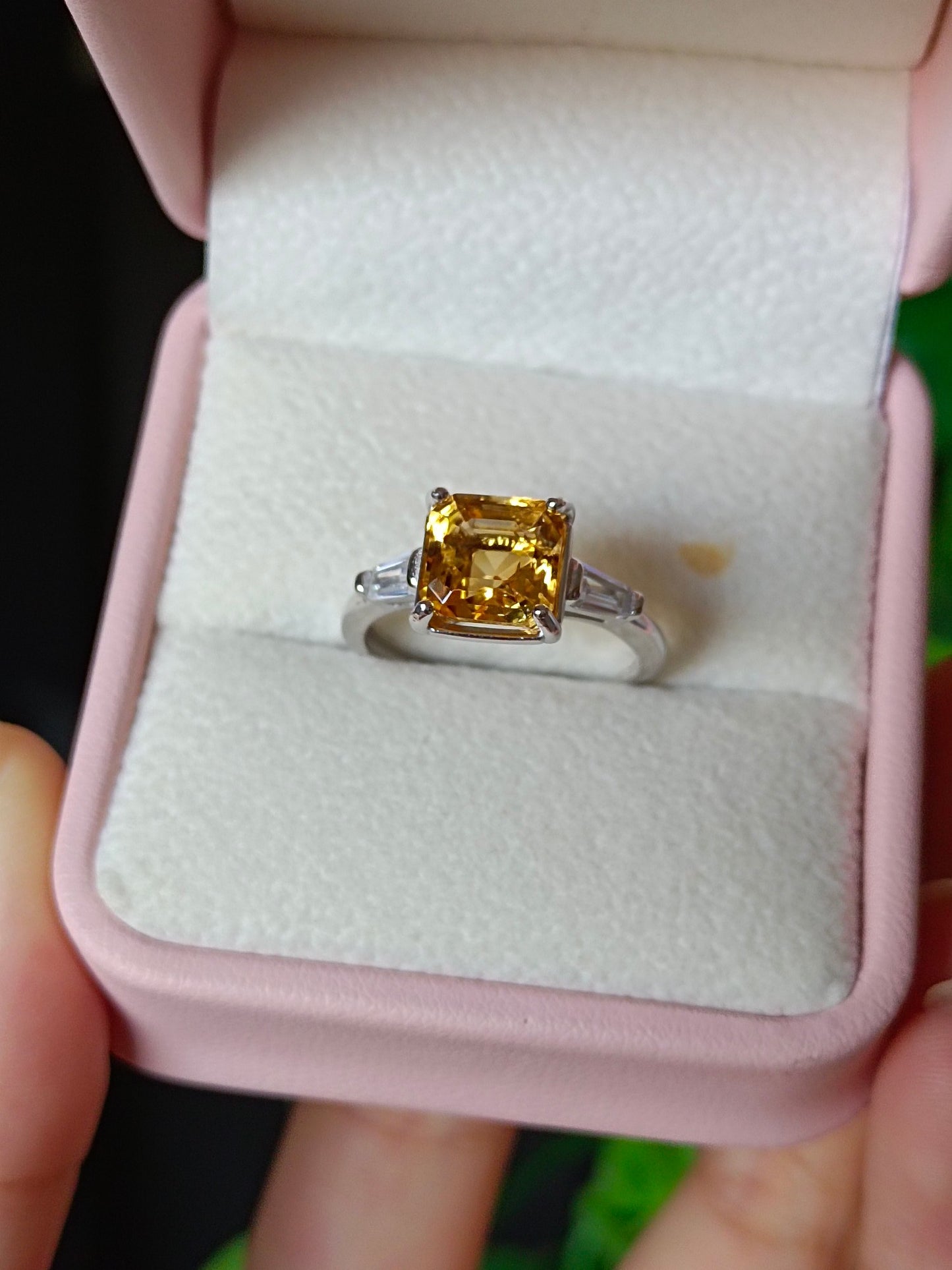 Cincin Segiempat Citrine Kuning Asli - Barang Kemas Cantik untuk Keanggunan