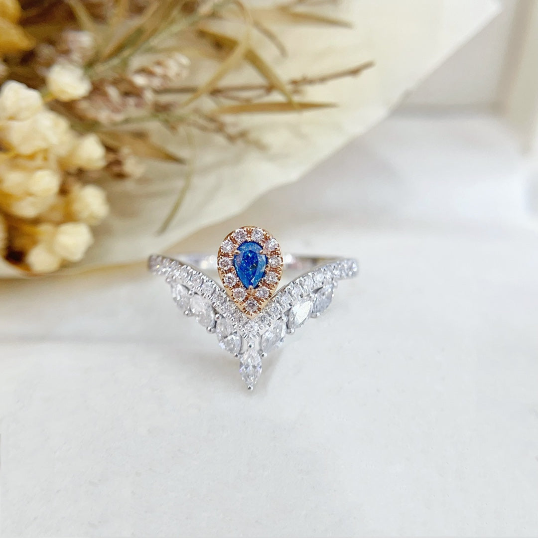 18K Blue Diamond Teardrop V-Shaped Marquise Ring | Premium Jewelry - Blue Diamond Ring