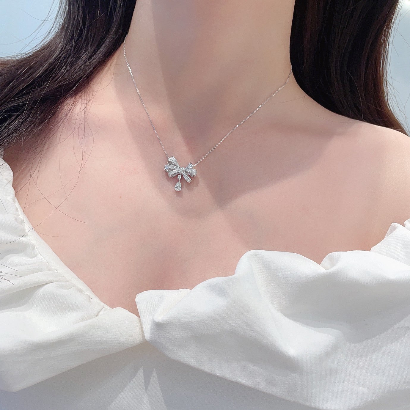 18K Diamond Bowknot & Drop Pendant Jewelry - White Diamond Necklace