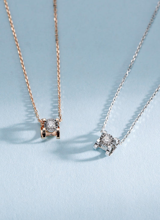 18K Diamond Bull Head Necklace - Luxurious Jewelry Piece - White Diamond Necklace