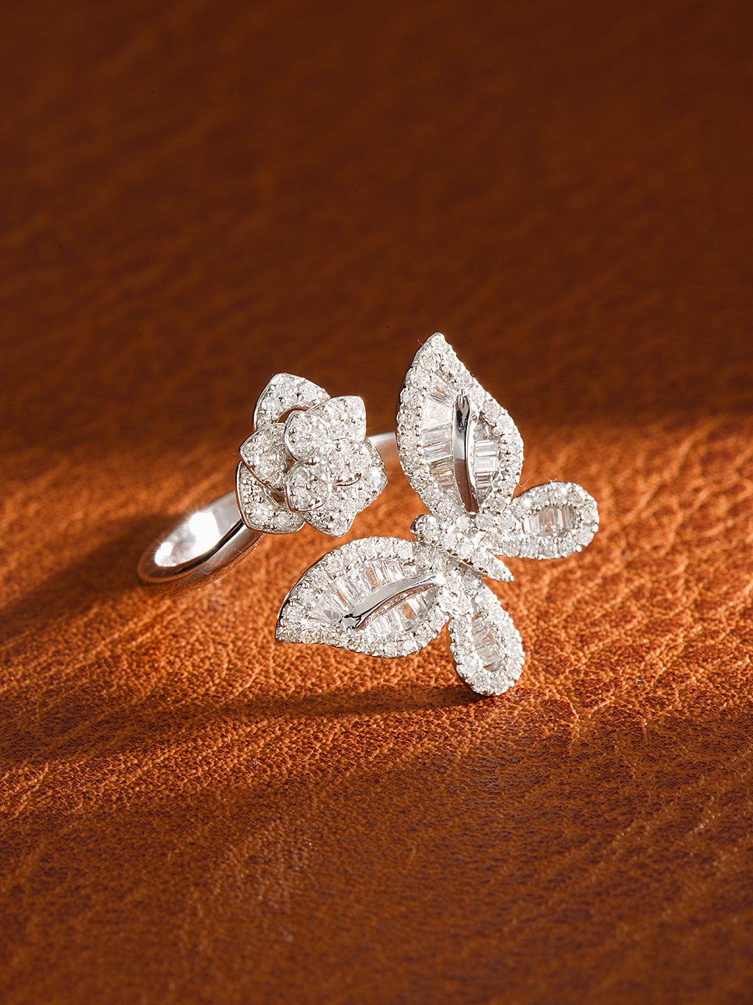 18K Diamond Butterfly Countess Flower Ring - Exquisite Jewelry - White Diamond Ring