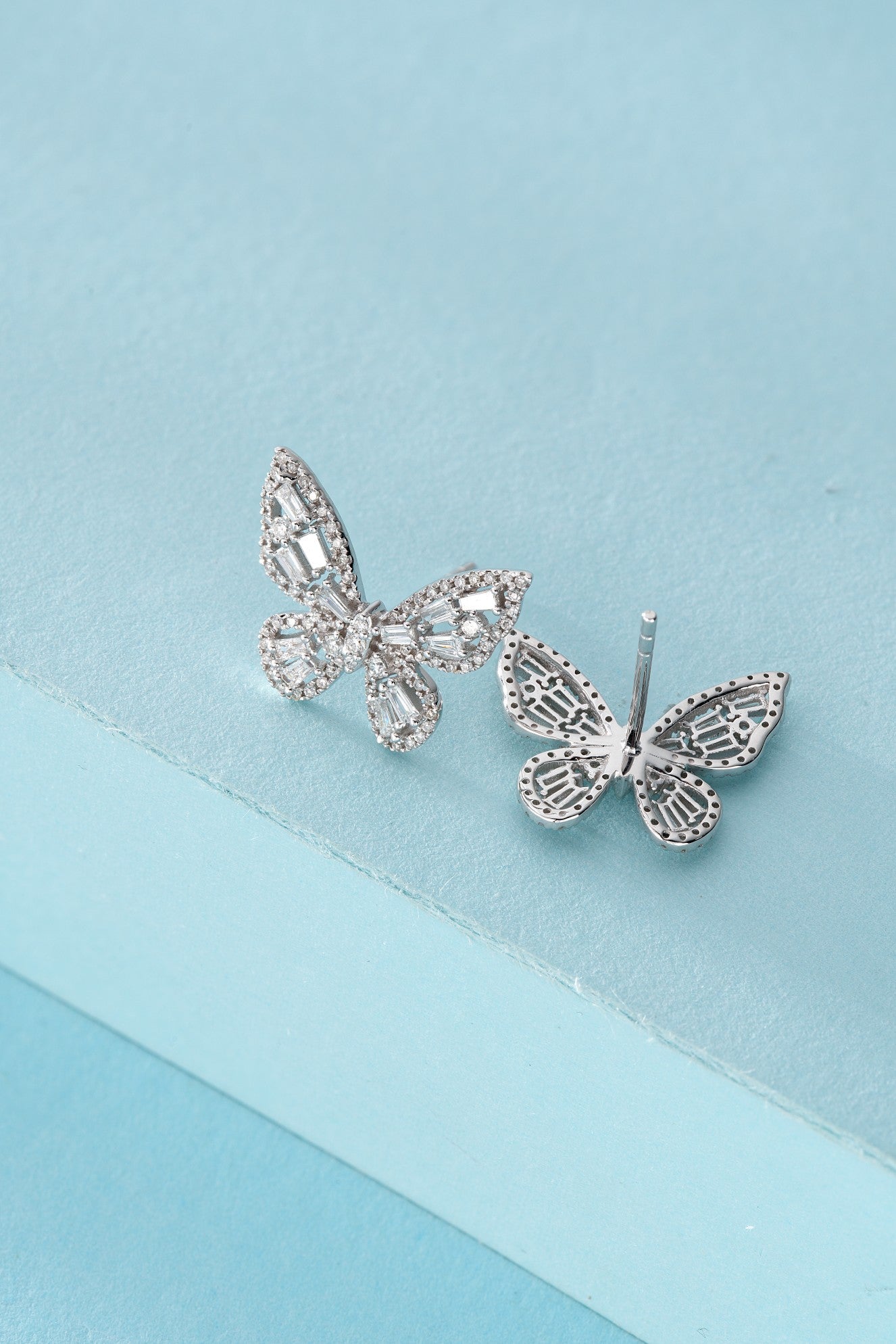 18K Diamond Butterfly Earrings – A Jewelry Staple - Jeweler.Jewelry