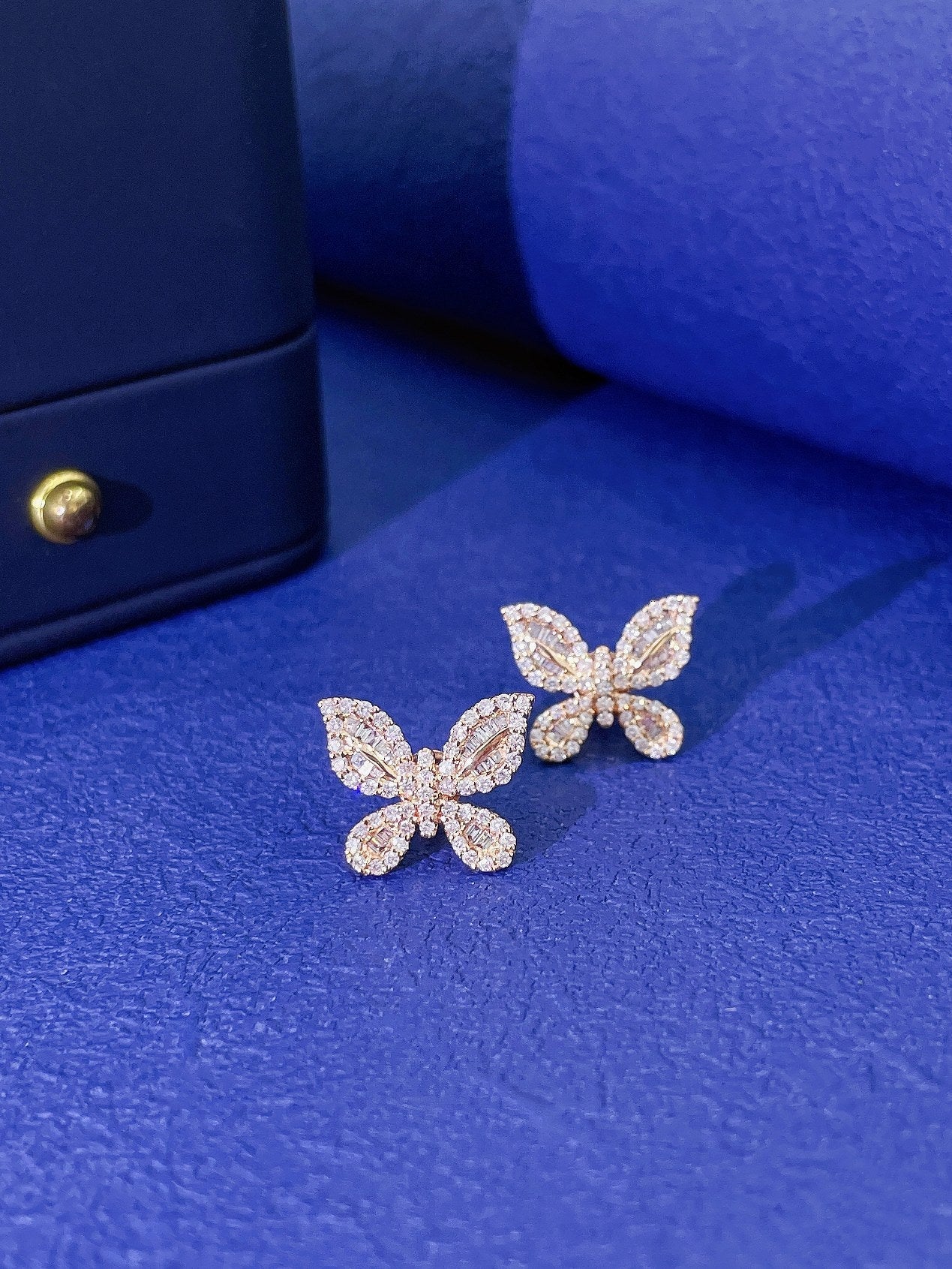 18K Diamond Butterfly Earrings - ED086 - Jeweler.Jewelry