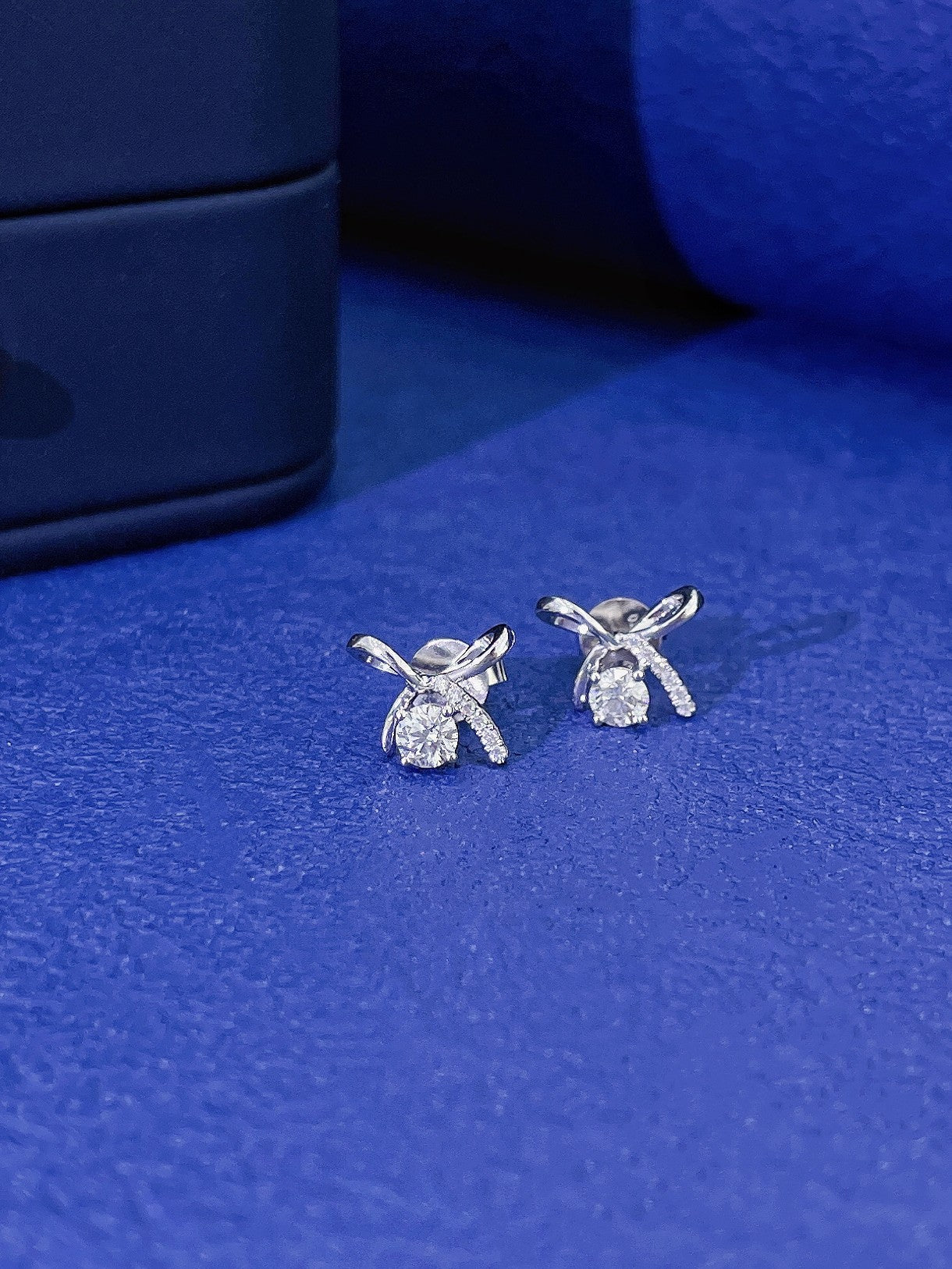 18K Diamond Butterfly Earrings - Luxury Jewelry - Jeweler.Jewelry