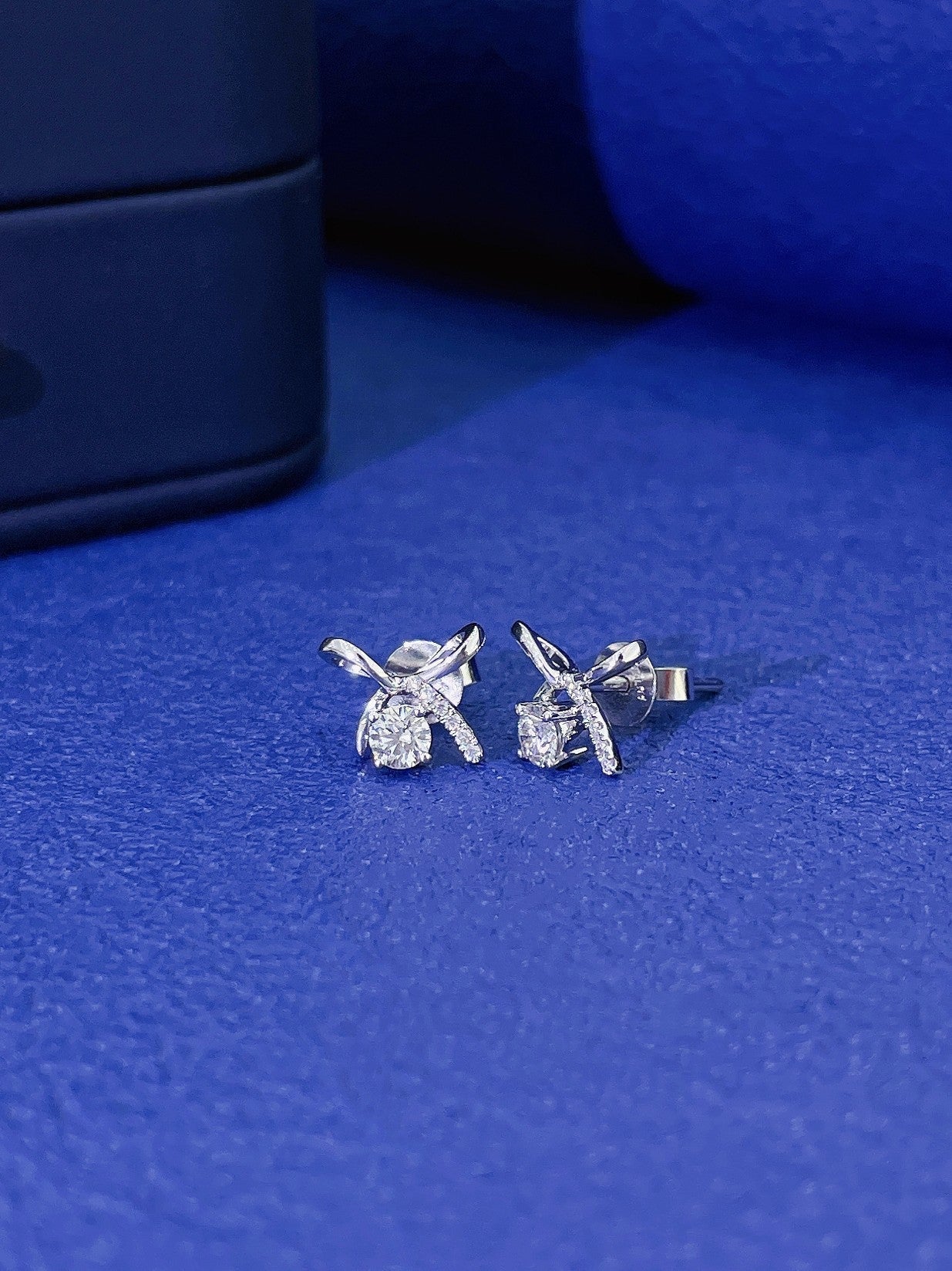 18K Diamond Butterfly Earrings - Luxury Jewelry - Jeweler.Jewelry