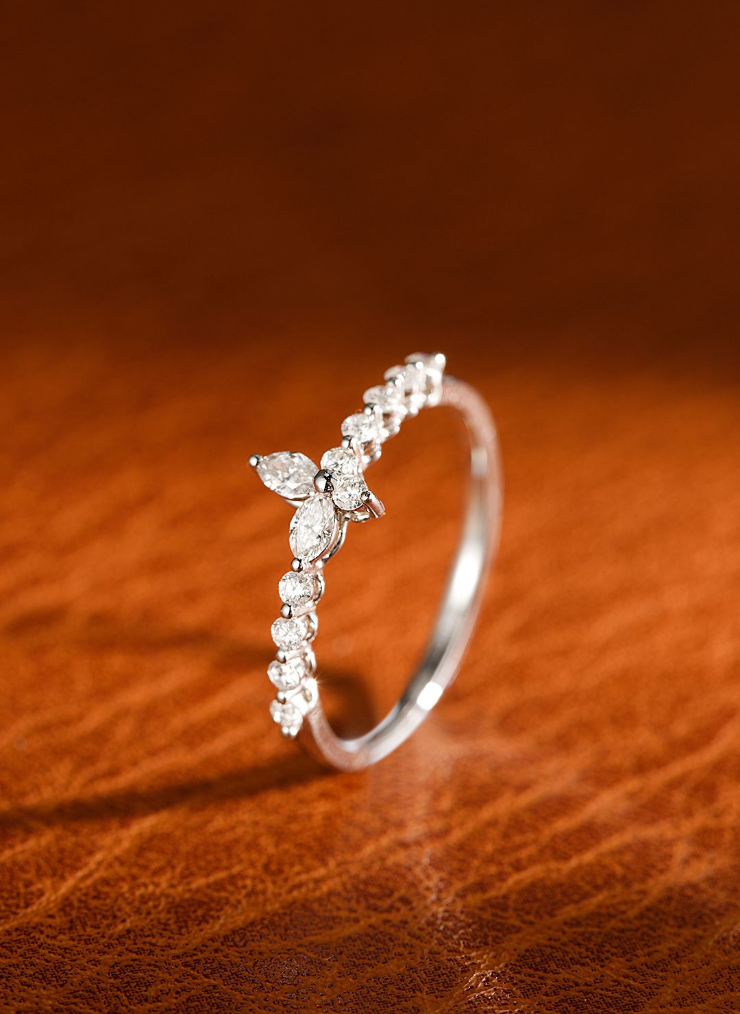 18K Diamond Butterfly Pavé Ring - Exquisite Jewelry Piece - White Diamond Ring