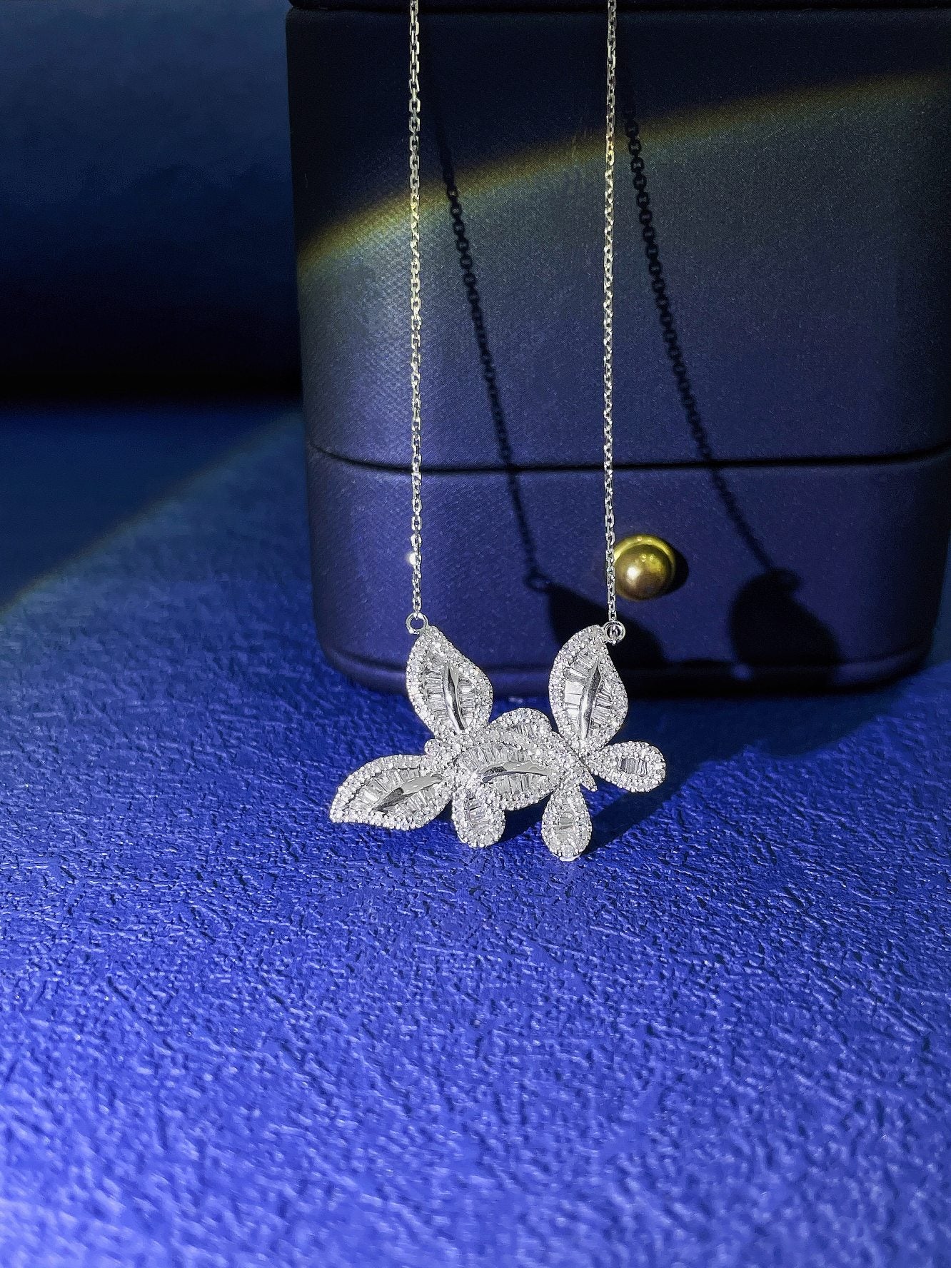 18K Diamond Double Butterfly Jewelry Set - White Diamond Set System