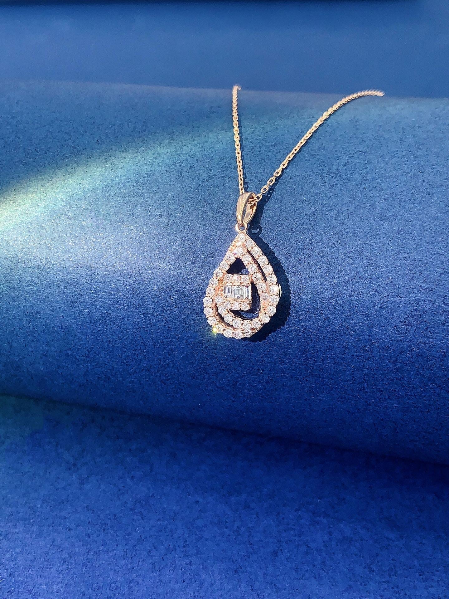 18K Diamond Double Layer Teardrop Pendant Jewelry - White Diamond Necklace