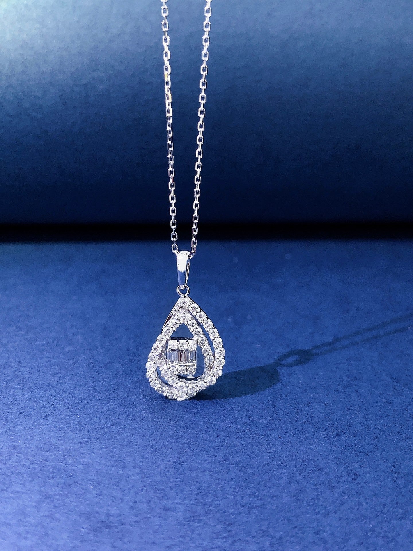 18K Diamond Double Layer Teardrop Pendant Jewelry - White Diamond Necklace