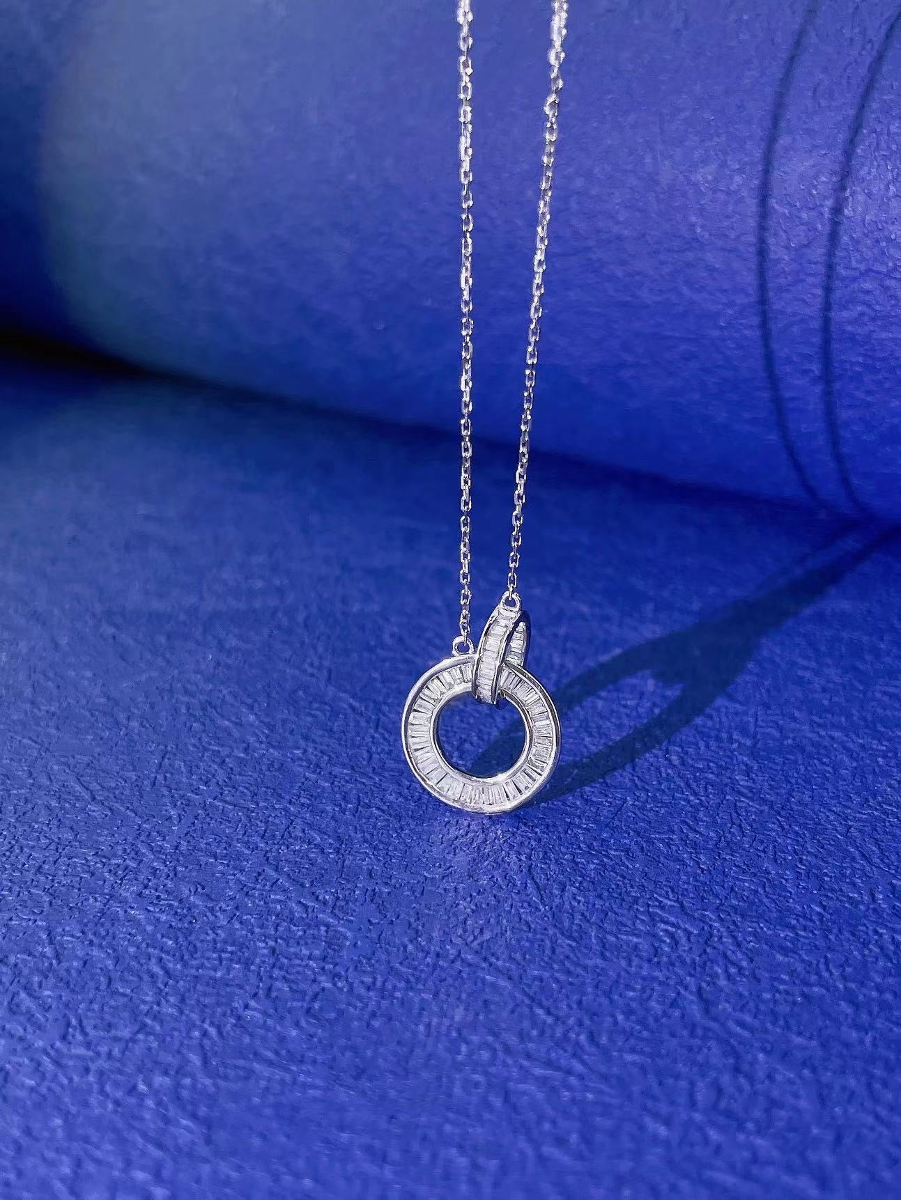 18K Diamond Double-Loop Necklace - Elegant Jewelry Choice - White Diamond Necklace