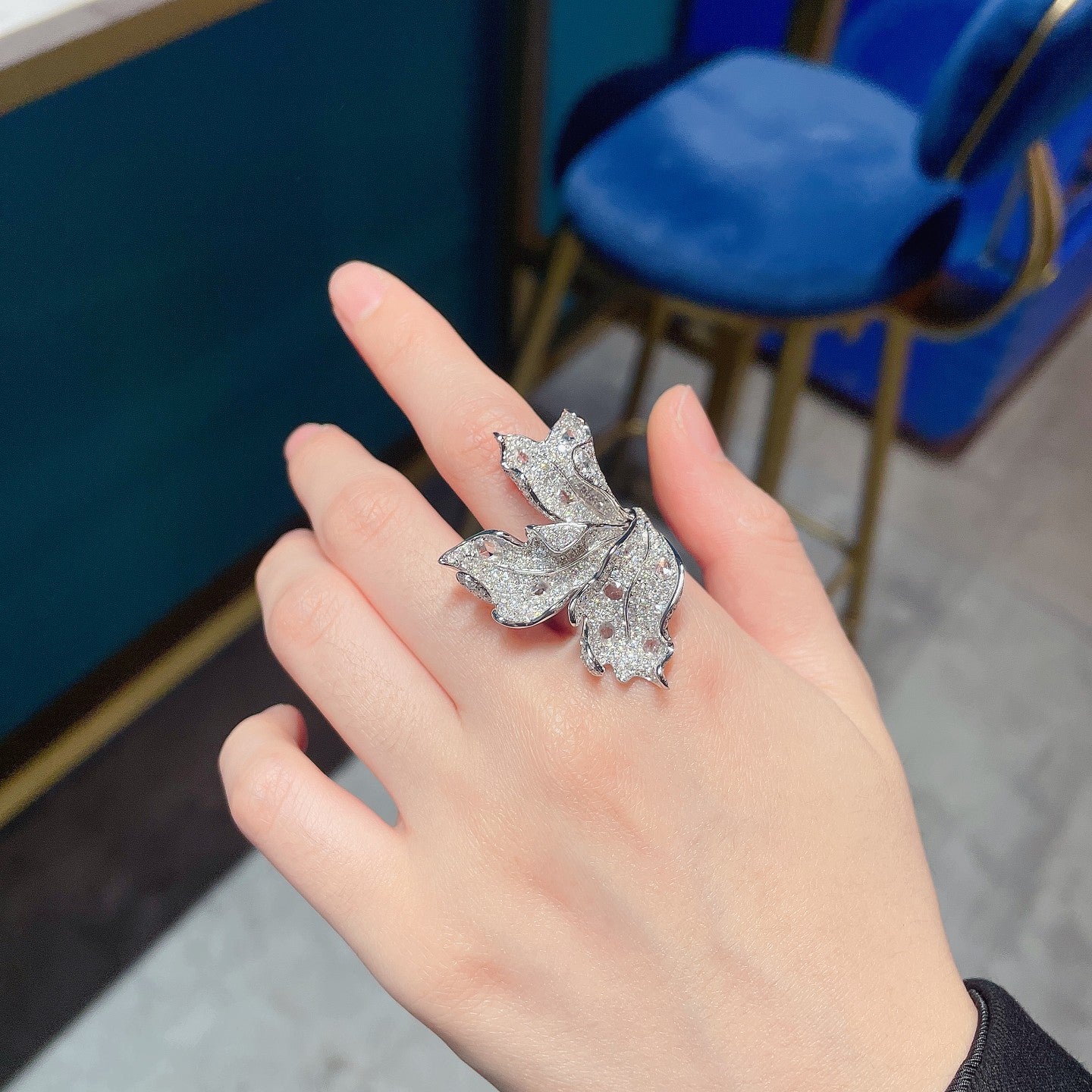 18K Diamond-Encrusted Maple Leaf Ring - Luxury Jewelry - White Diamond Ring