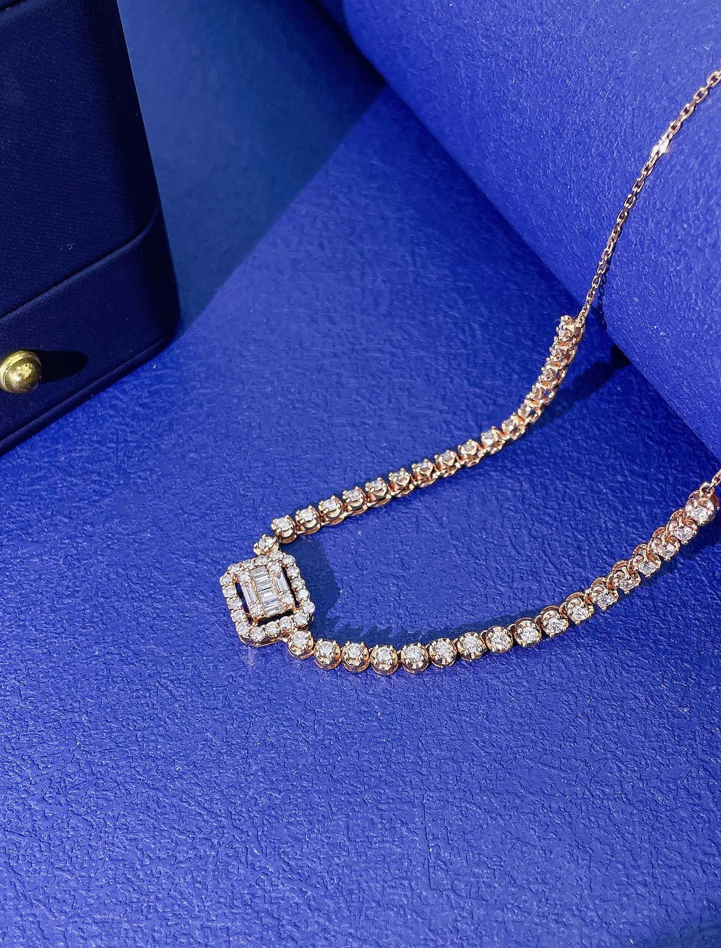 18K Diamond European Style Square Sugar Necklace - Luxurious Jewelry Piece - White Diamond Chain