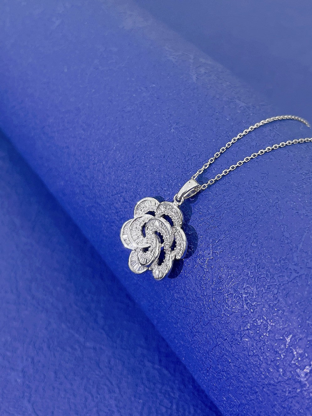 18K Diamond Flower Pendant Necklace with Melon Seed Clasp - White Diamond Necklace