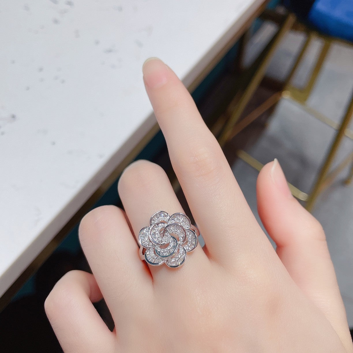 18K Diamond Flower Y-Arm Ring | Elegant Jewelry Piece - White Diamond Ring