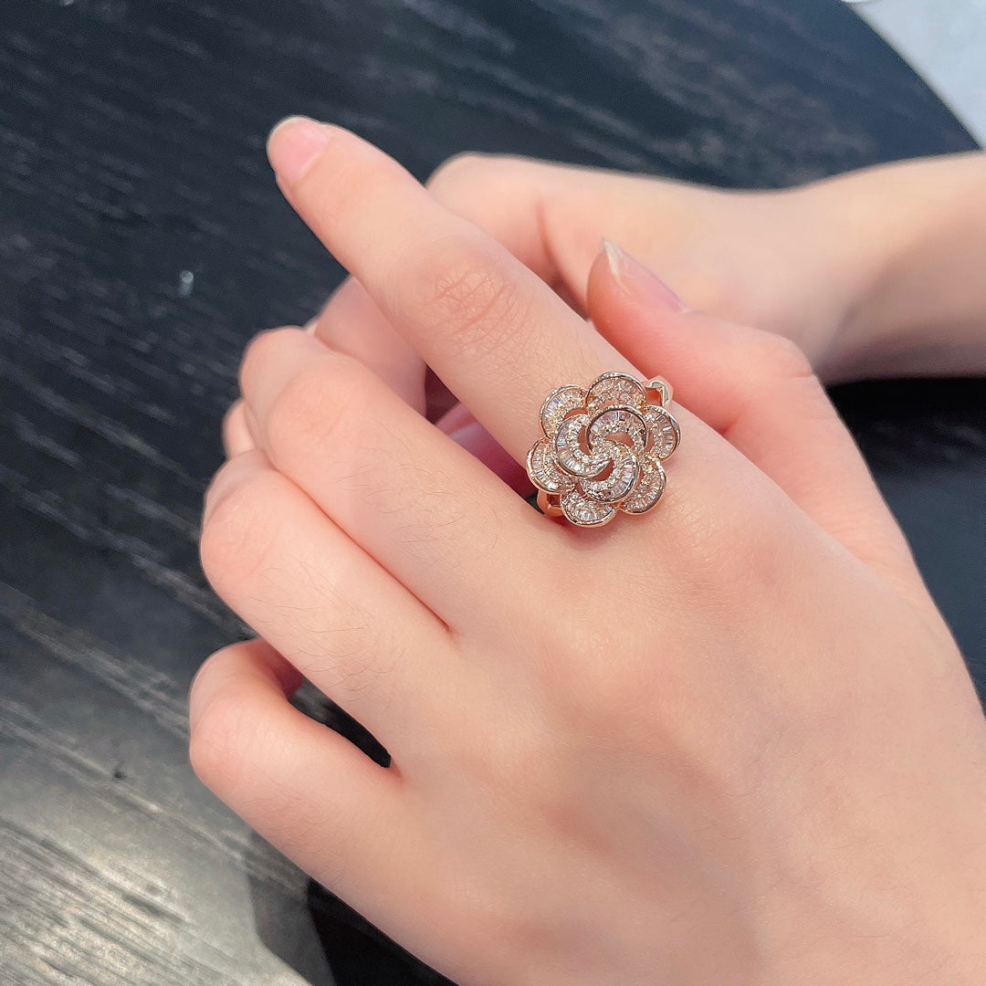 18K Diamond Flower Y-Arm Ring | Elegant Jewelry Piece - White Diamond Ring