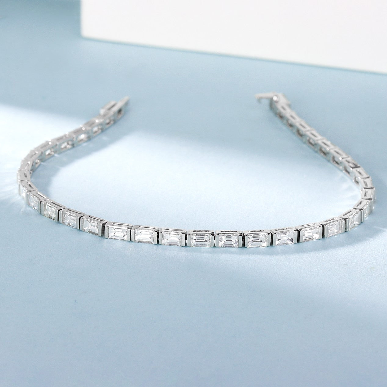 18K Diamond Full Pavé Bracelet - Luxurious Jewelry Piece - White Diamond Bracelet