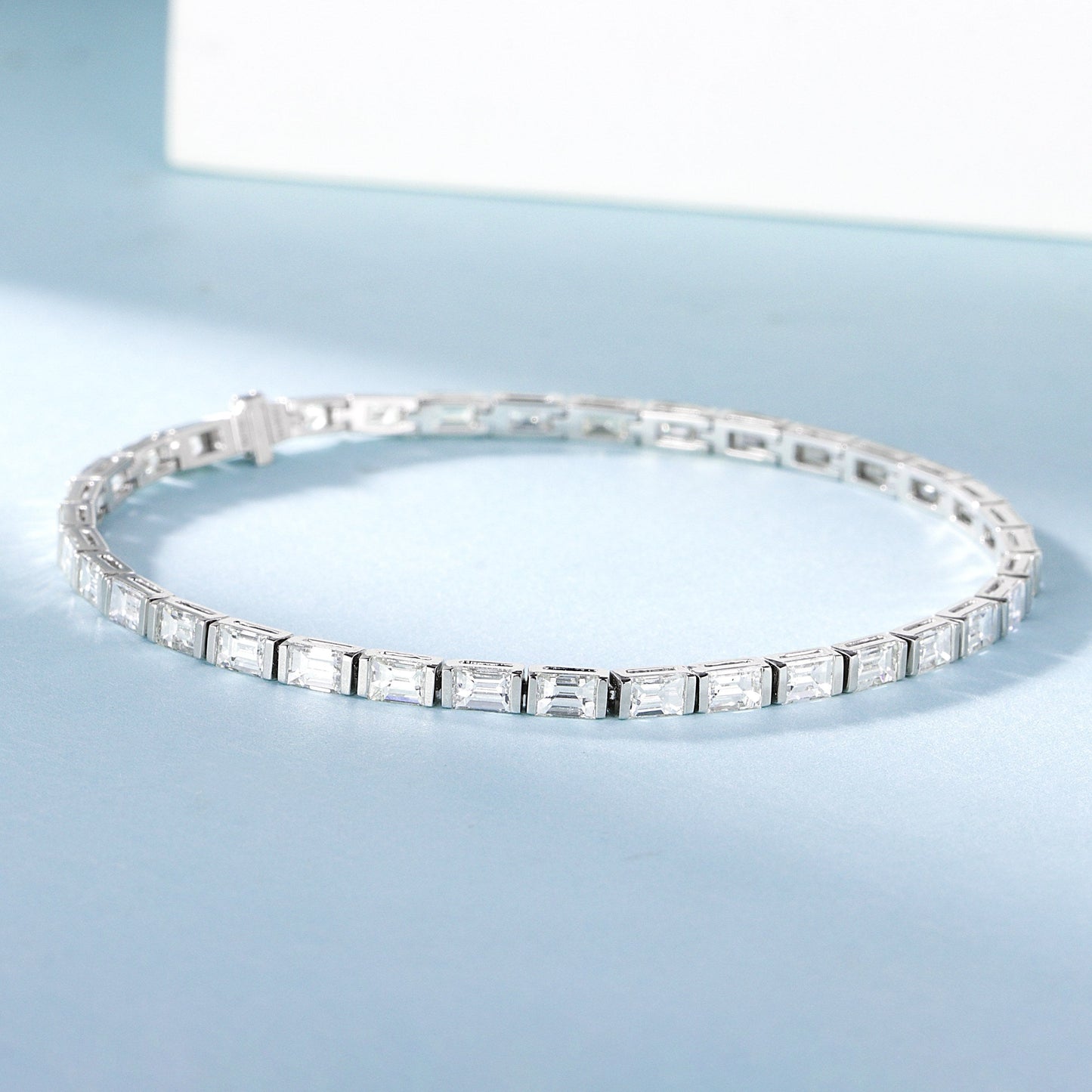 18K Diamond Full Pavé Bracelet - Luxurious Jewelry Piece - White Diamond Bracelet