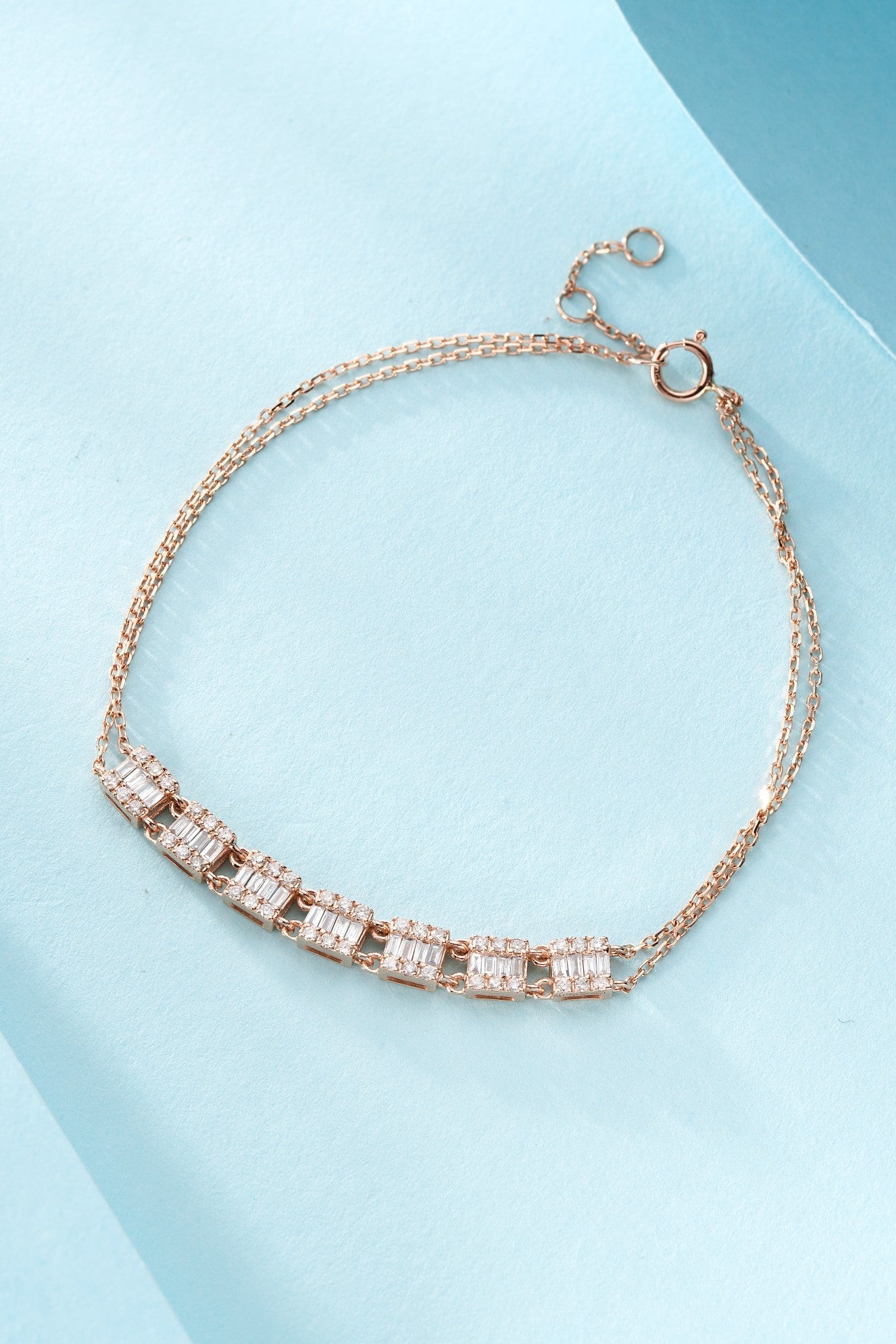 18K Diamond Half-Circle Square Candy Bracelet - Elegant Jewelry Piece - White Diamond Bracelet