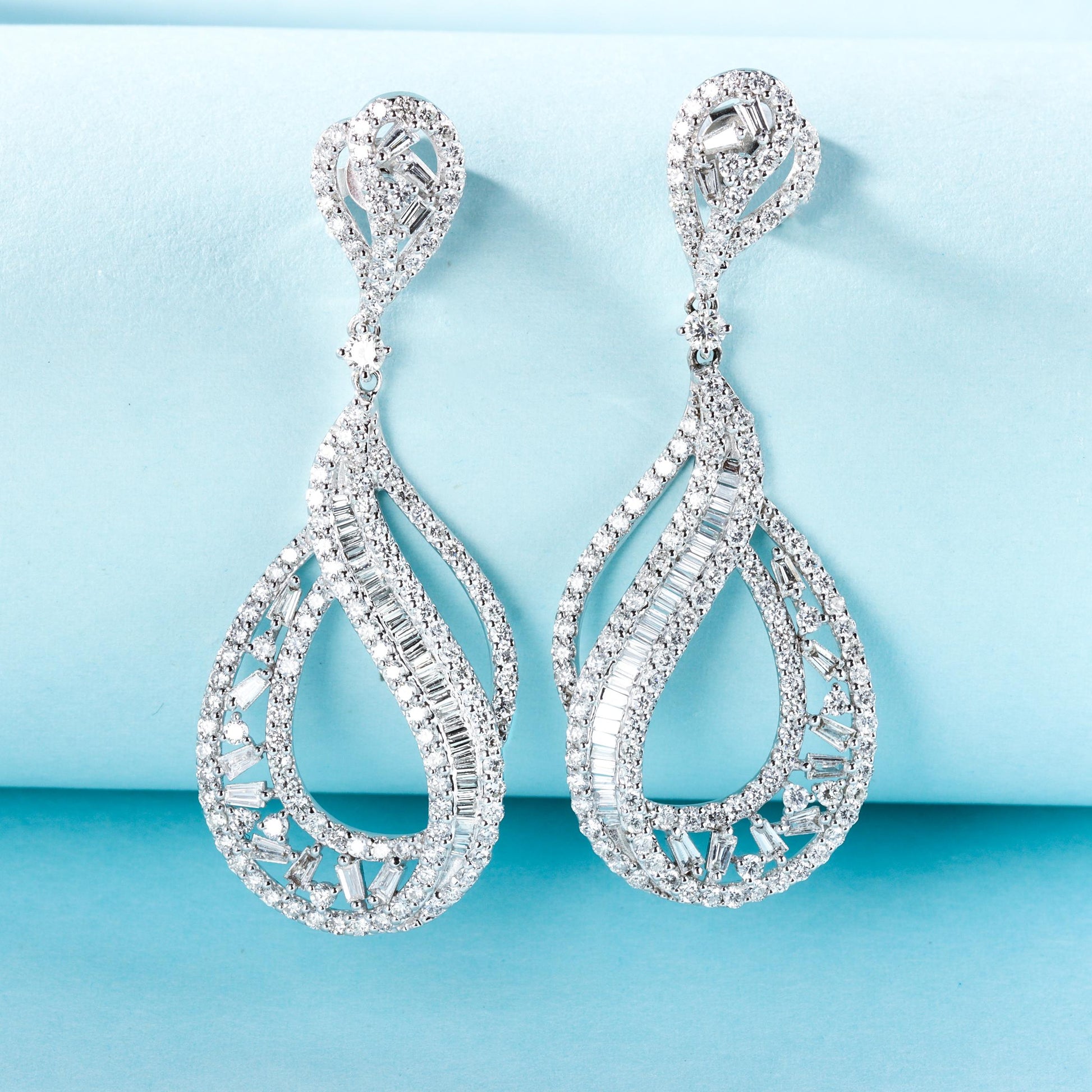 18K Diamond Hollow Rotating Earrings - Luxury Jewelry Jeweler.Jewelry