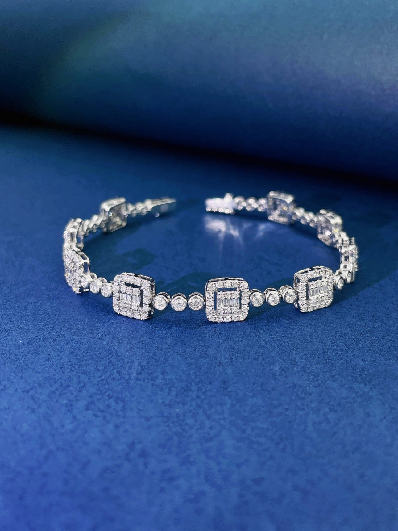 18K Diamond Ice Cube Full Diamond Bracelet - Luxurious Jewelry Collection - White Diamond Bracelet