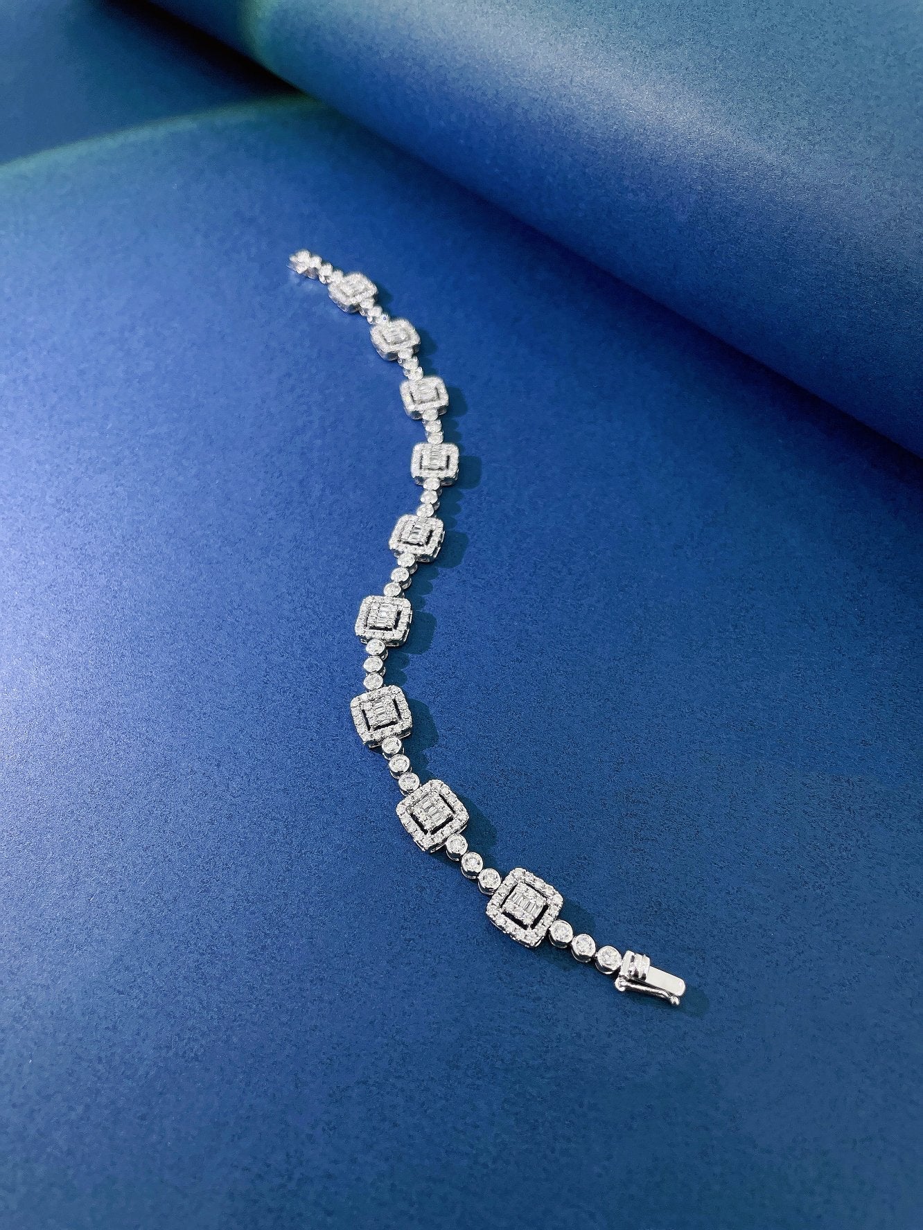 18K Diamond Ice Cube Full Diamond Bracelet - Luxurious Jewelry Collection - White Diamond Bracelet