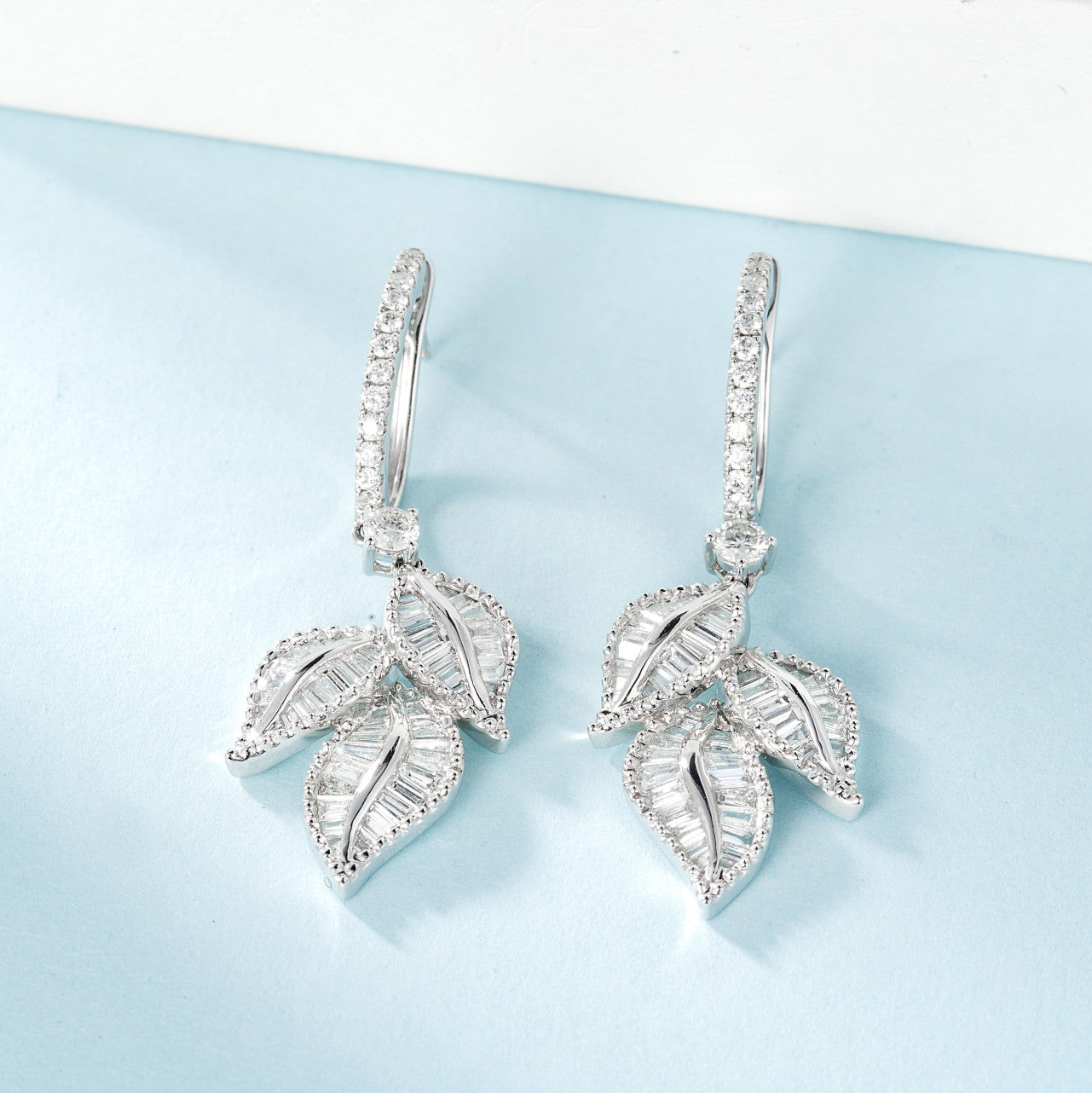 18K Diamond Leaf Ear Clips Jewelry - EZ032 Jeweler.Jewelry