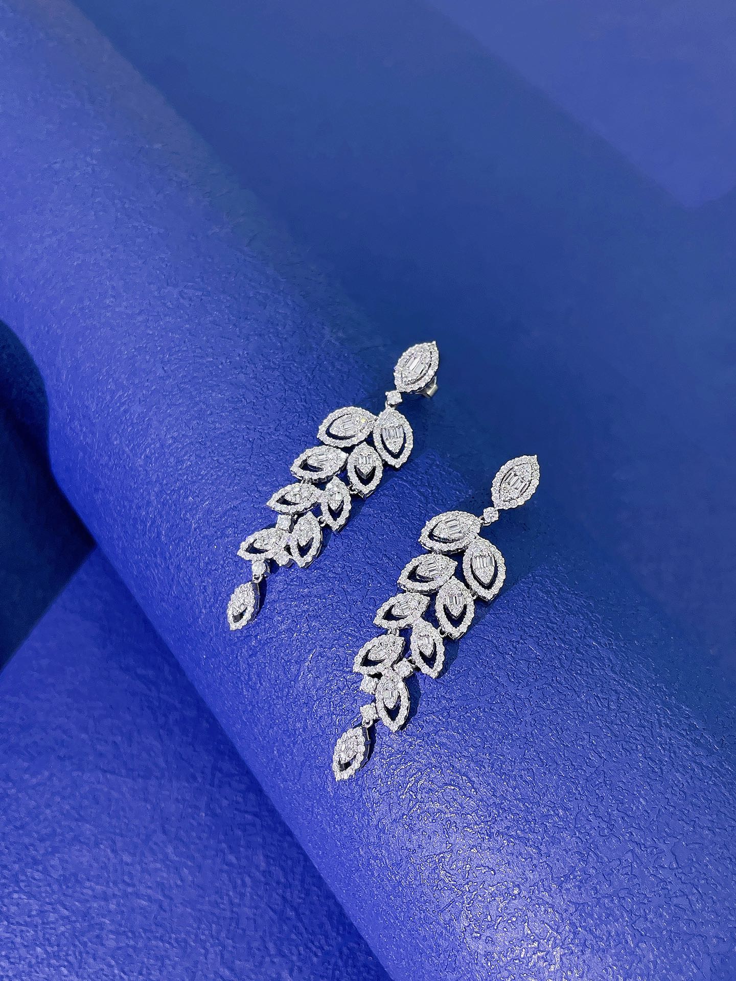 18K Diamond Leaf Earrings - A Sparkling Jewelry Choice Jeweler.Jewelry