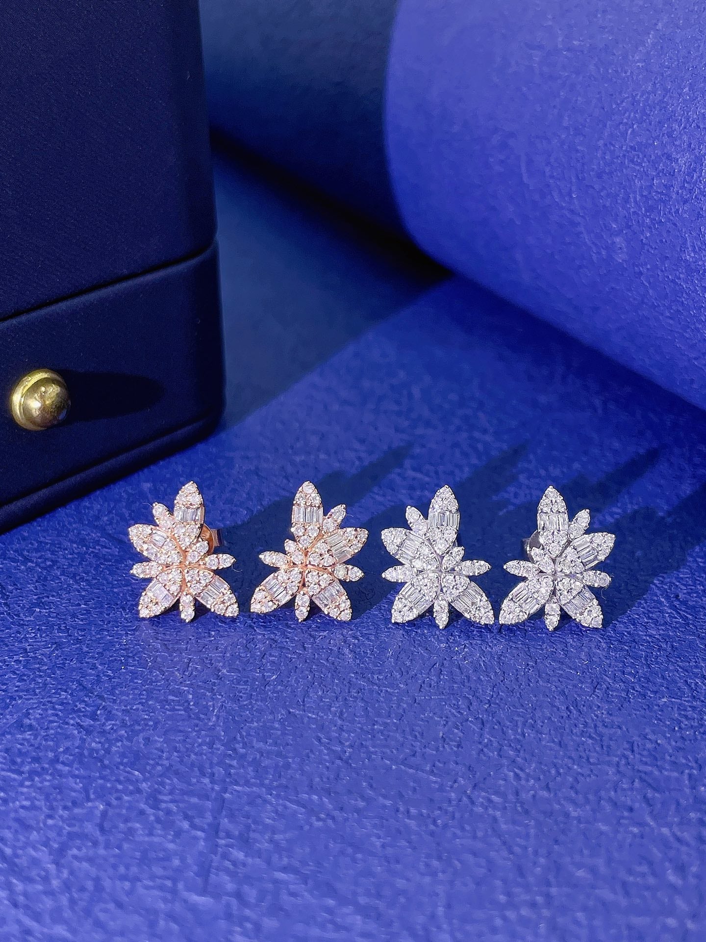 18K Diamond Leaf Earrings - ED058 | Premium Jewelry Collection - Jeweler.Jewelry