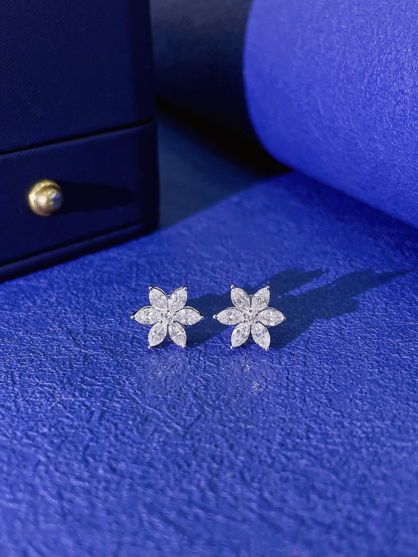 18K Diamond Marquise Flower Earrings - Elegant Jewelry Piece - Jeweler.Jewelry