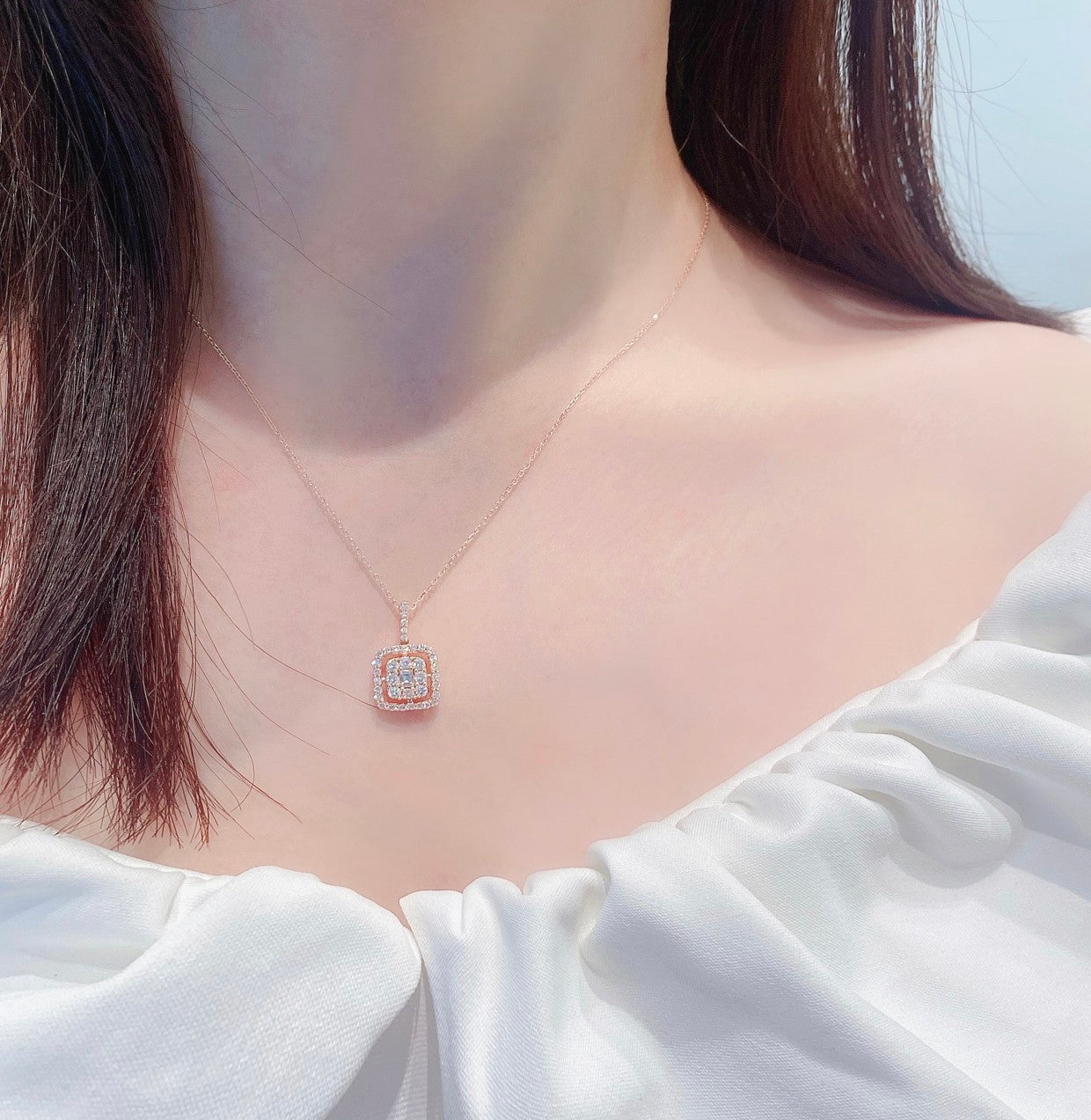 18K Diamond Openwork Square Sugar Pendant Necklace - Exquisite Jewelry - White Diamond Necklace