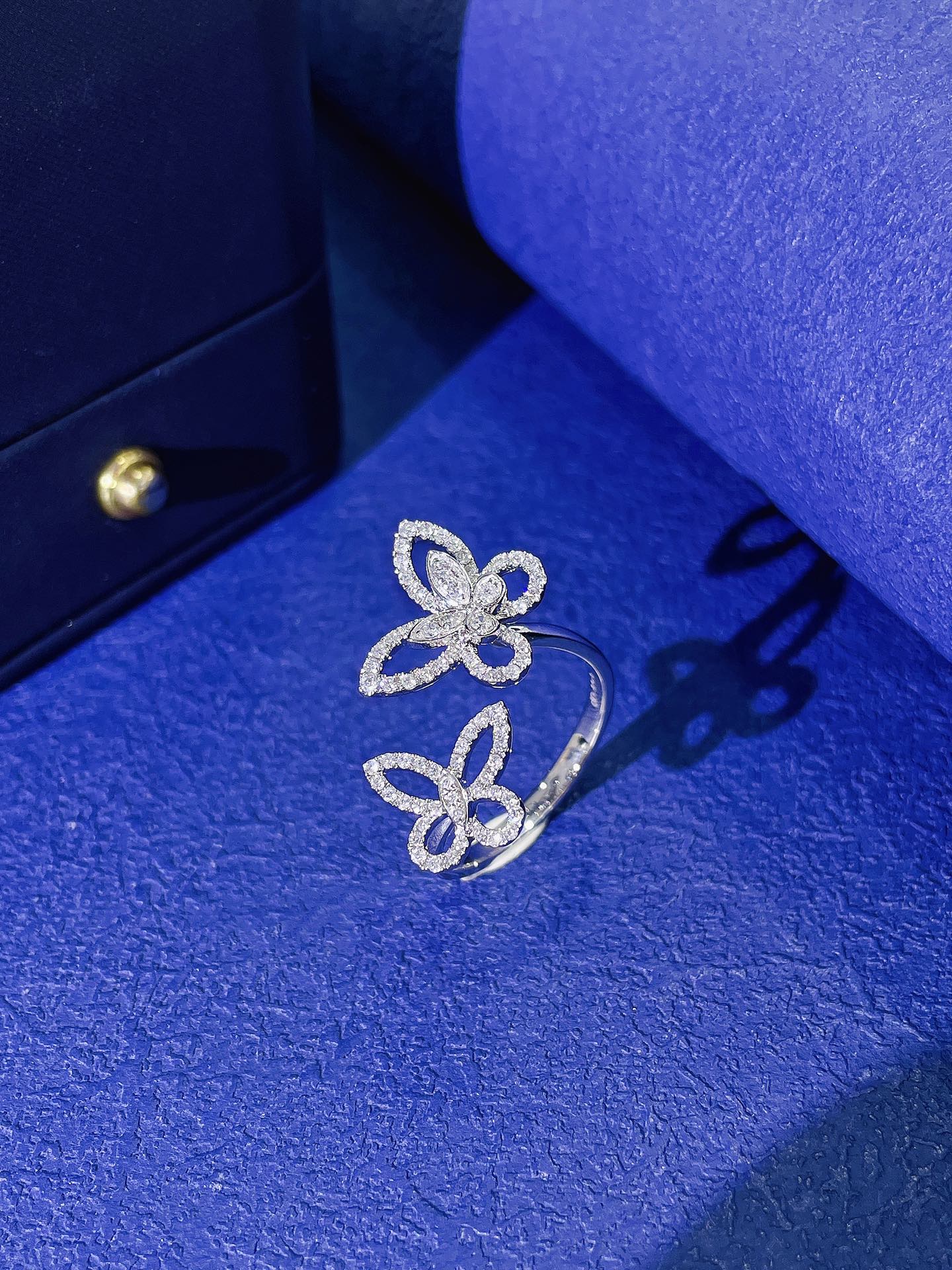 18K Diamond Phantom Double Butterfly Ring | Premium Jewelry - White Diamond Ring