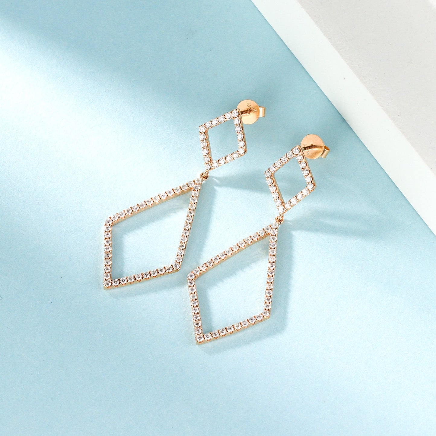 18K Diamond Rhombus Earrings - Luxurious Jewelry Piece Jeweler.Jewelry