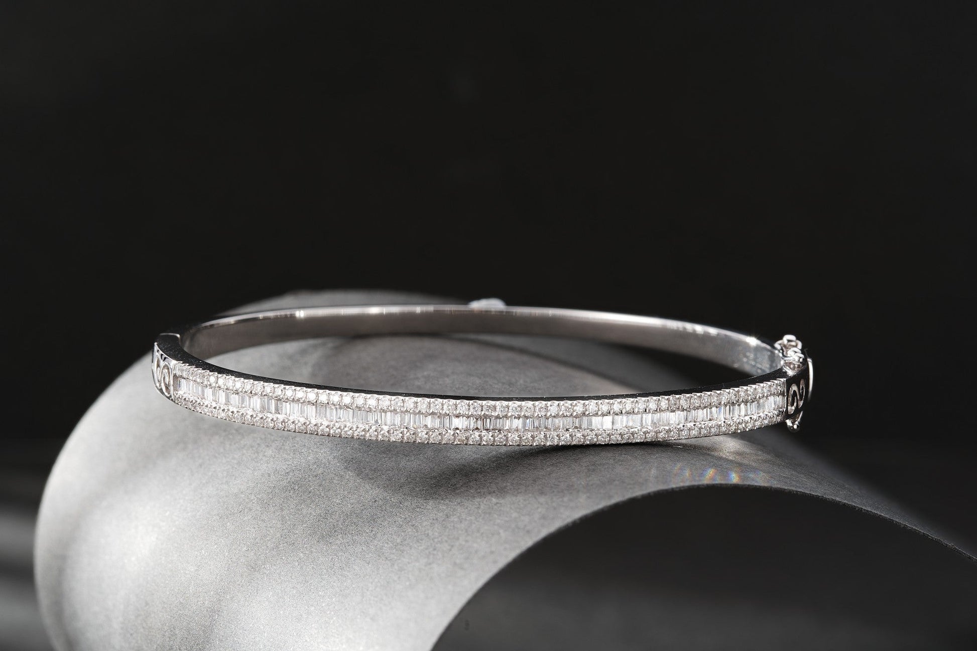 18K Diamond Semi-Circle Bracelet - Luxurious Jewelry Piece - White Diamond Bracelet