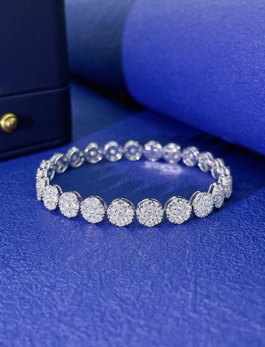 18K Diamond Seven-Circle Bracelet - Luxurious Jewelry Piece - White Diamond Bracelet