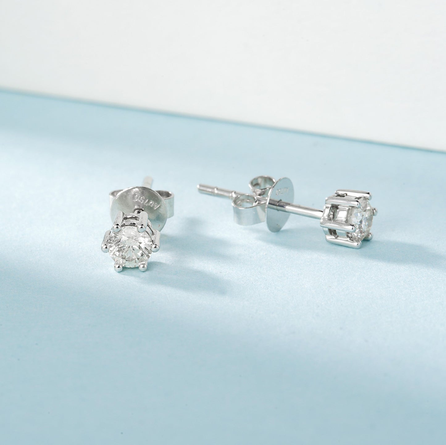 18K Diamond Six-Prong Earrings - Luxurious Jewelry Piece - Jeweler.Jewelry