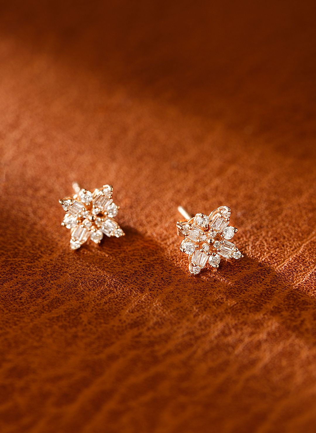 18K Diamond Snowflake Earrings - Mini Size - Jeweler.Jewelry