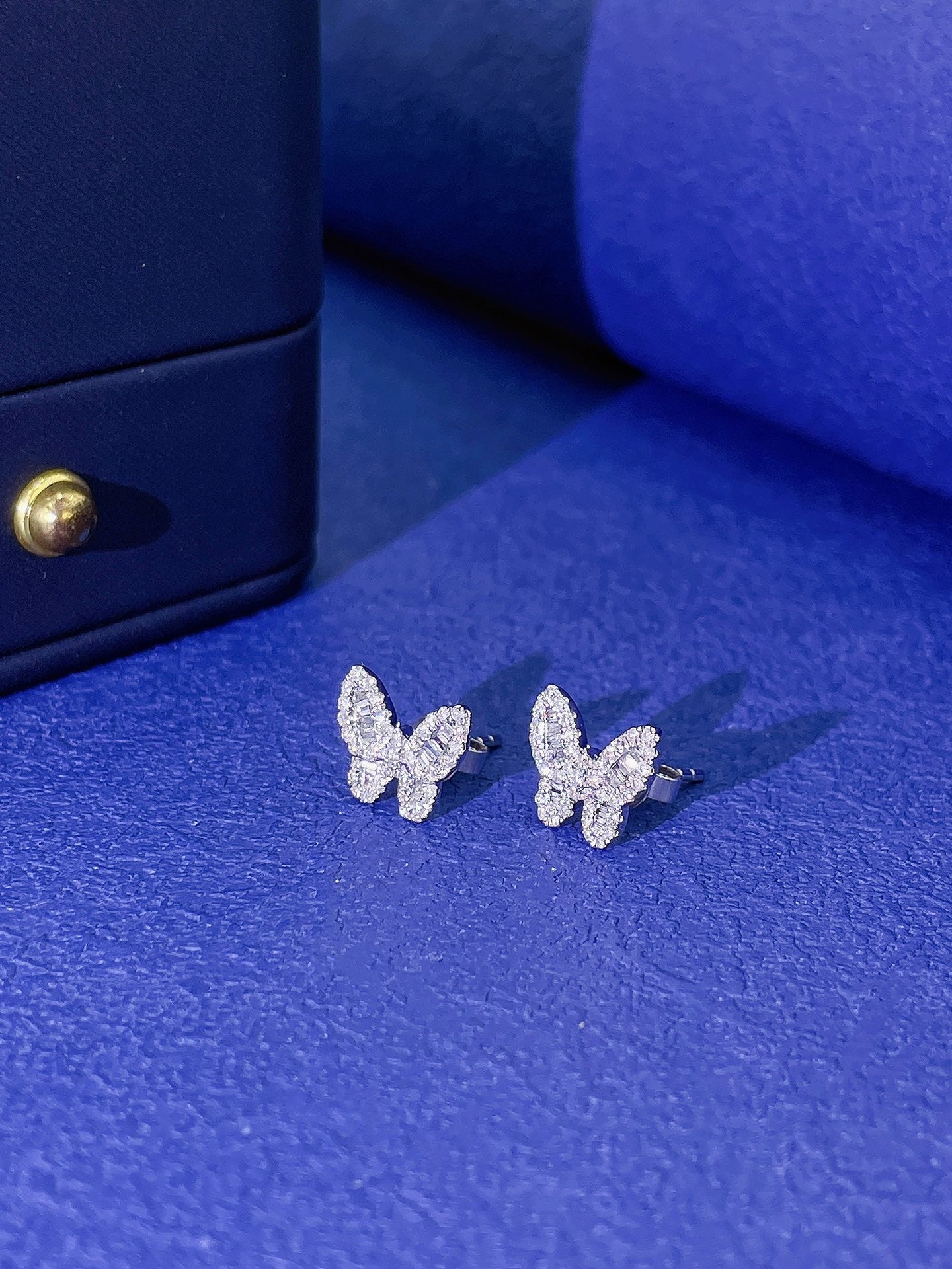 18K Diamond Square Butterfly Delicate Stud Earrings - Jeweler.Jewelry