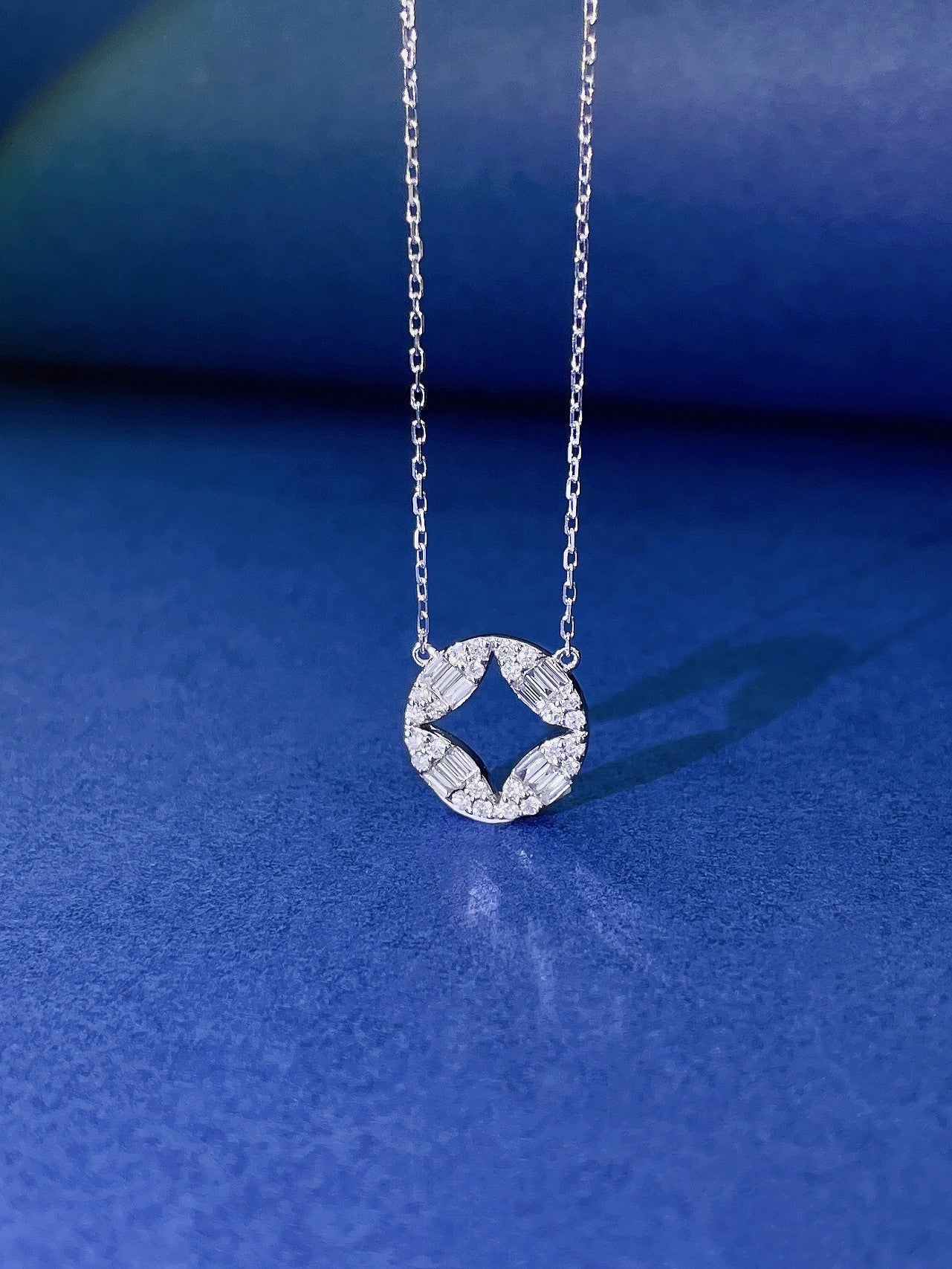 18K Diamond Square Coin Necklace - Elegant Jewelry Piece - White Diamond Necklace