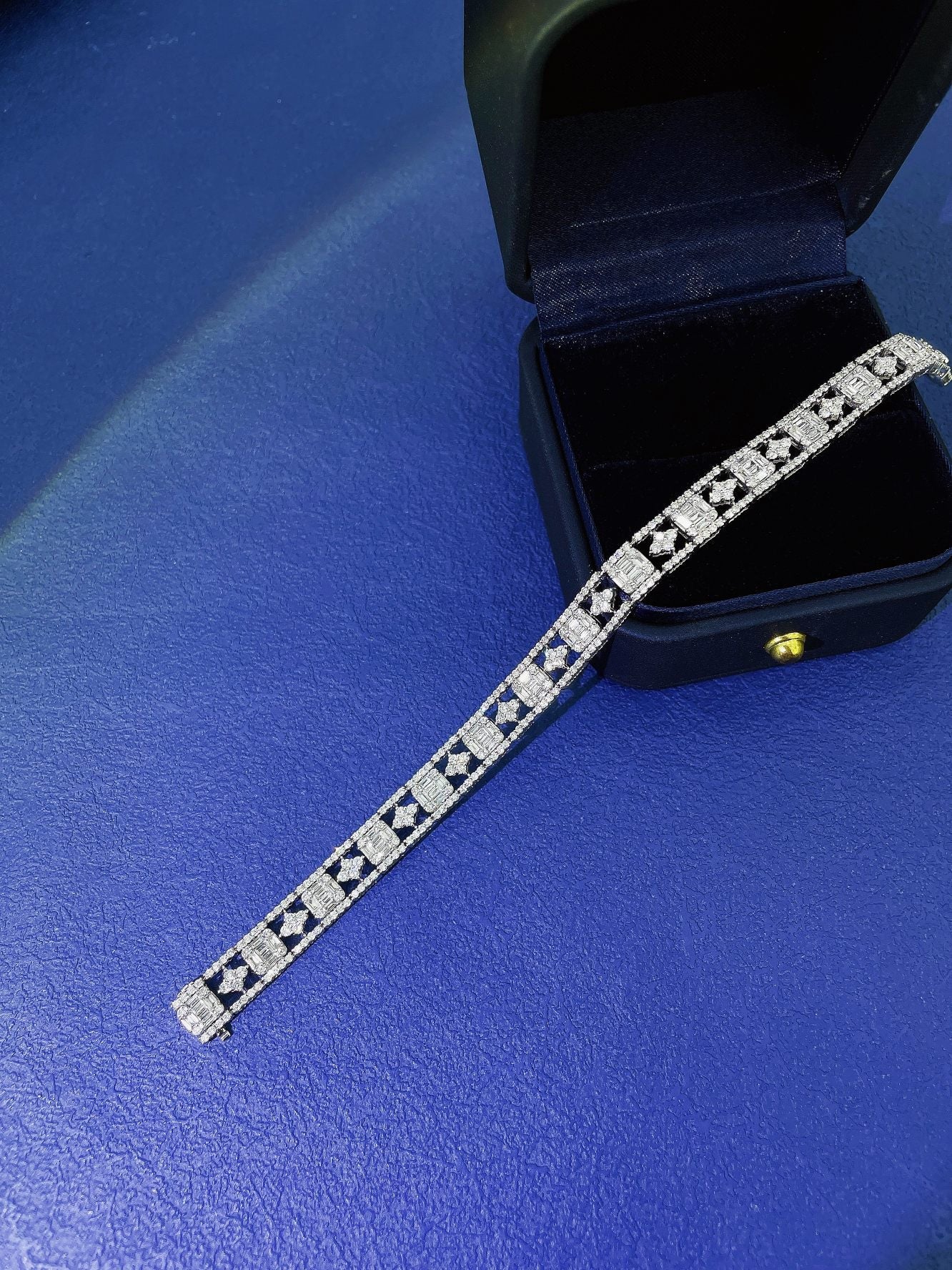 18K Diamond Square Cube Sugar Wide Bracelet - Luxurious Jewelry - White Diamond Bracelet