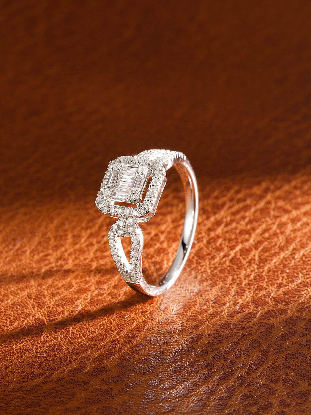 18K Diamond Square Sugar Double-Loop Ring - Luxurious Jewelry - White Diamond Ring