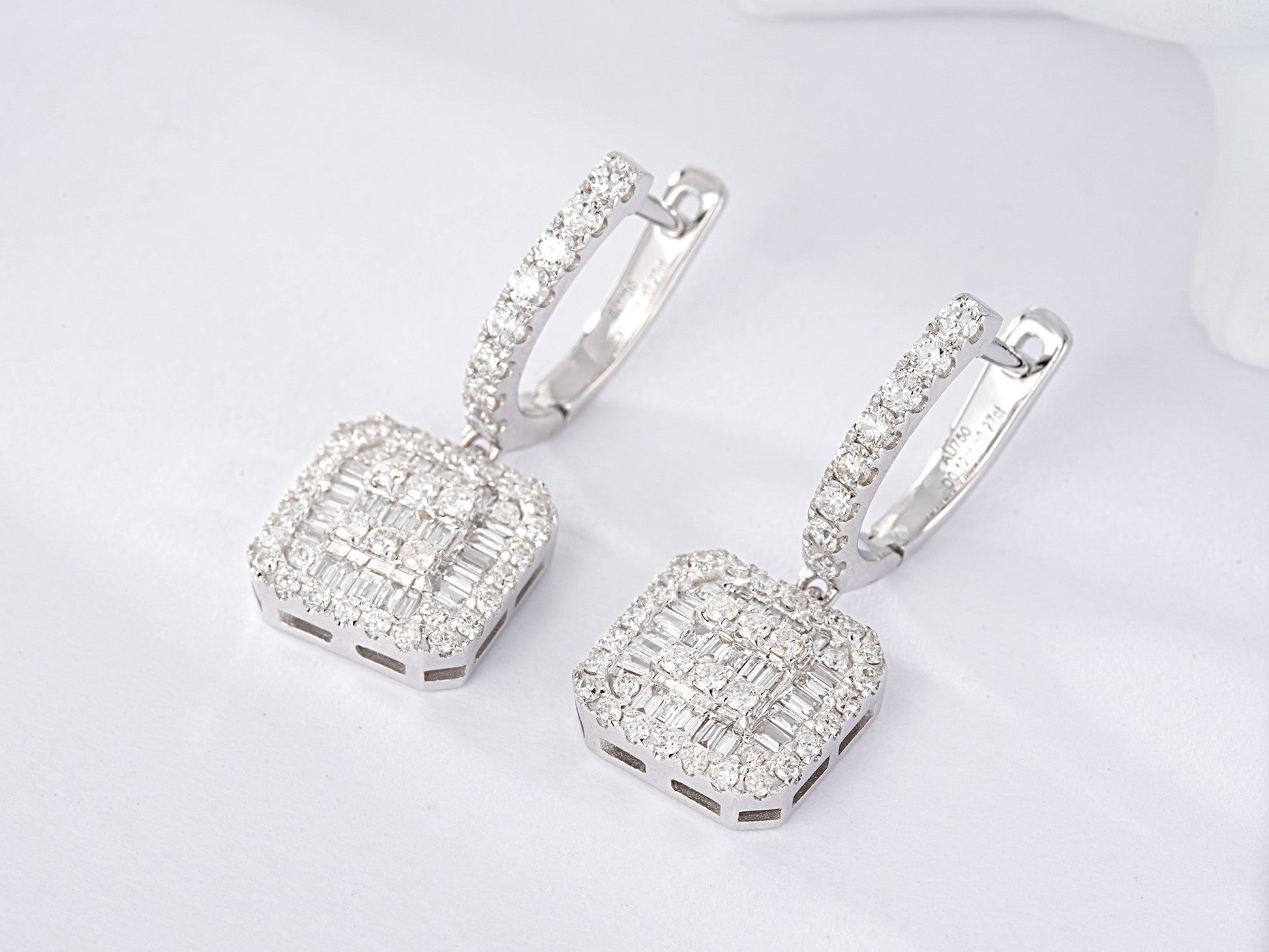 18K Diamond Square Sugar Earrings – Elegant Jewelry Piece Jeweler.Jewelry