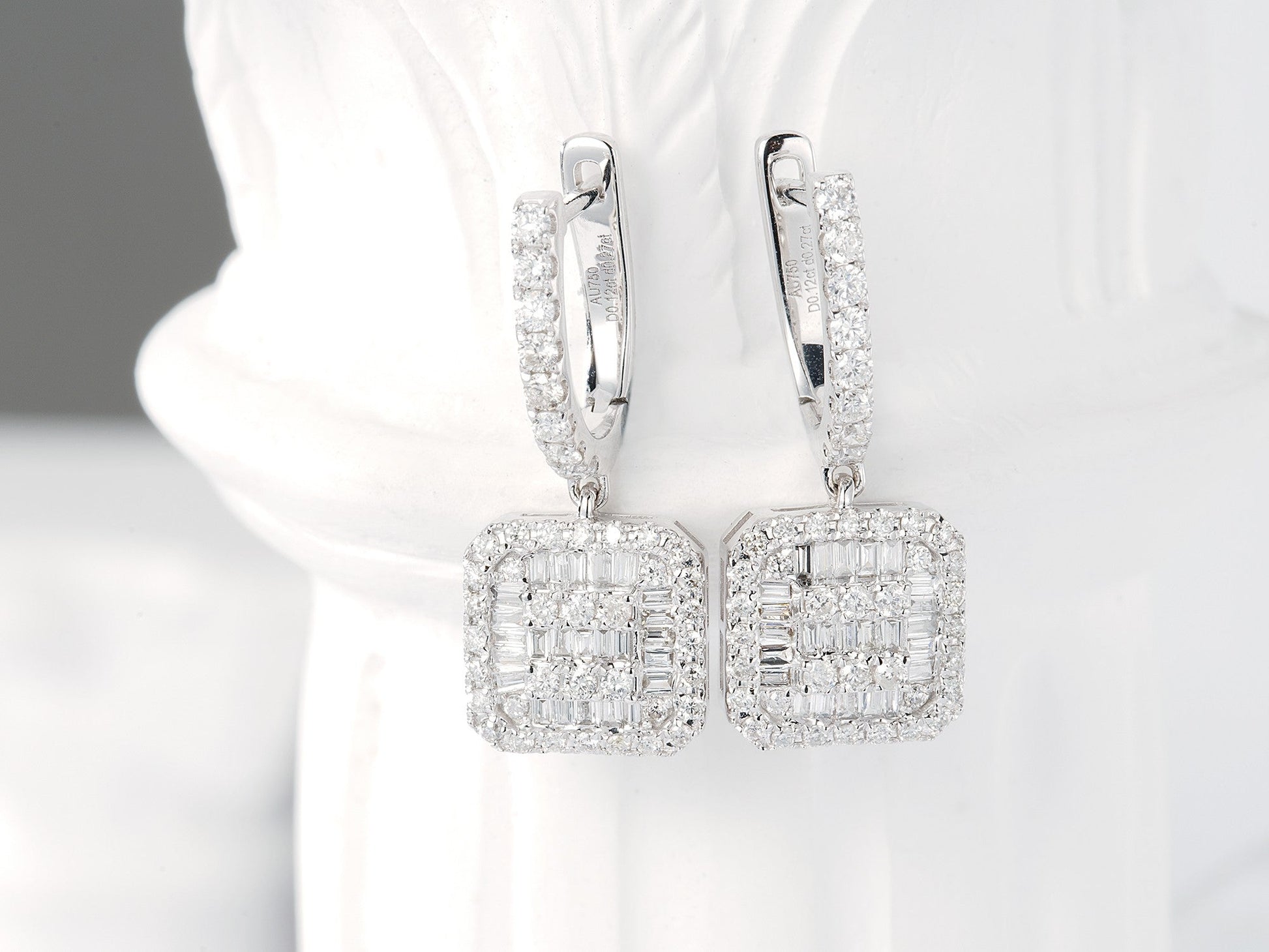 18K Diamond Square Sugar Earrings – Elegant Jewelry Piece Jeweler.Jewelry