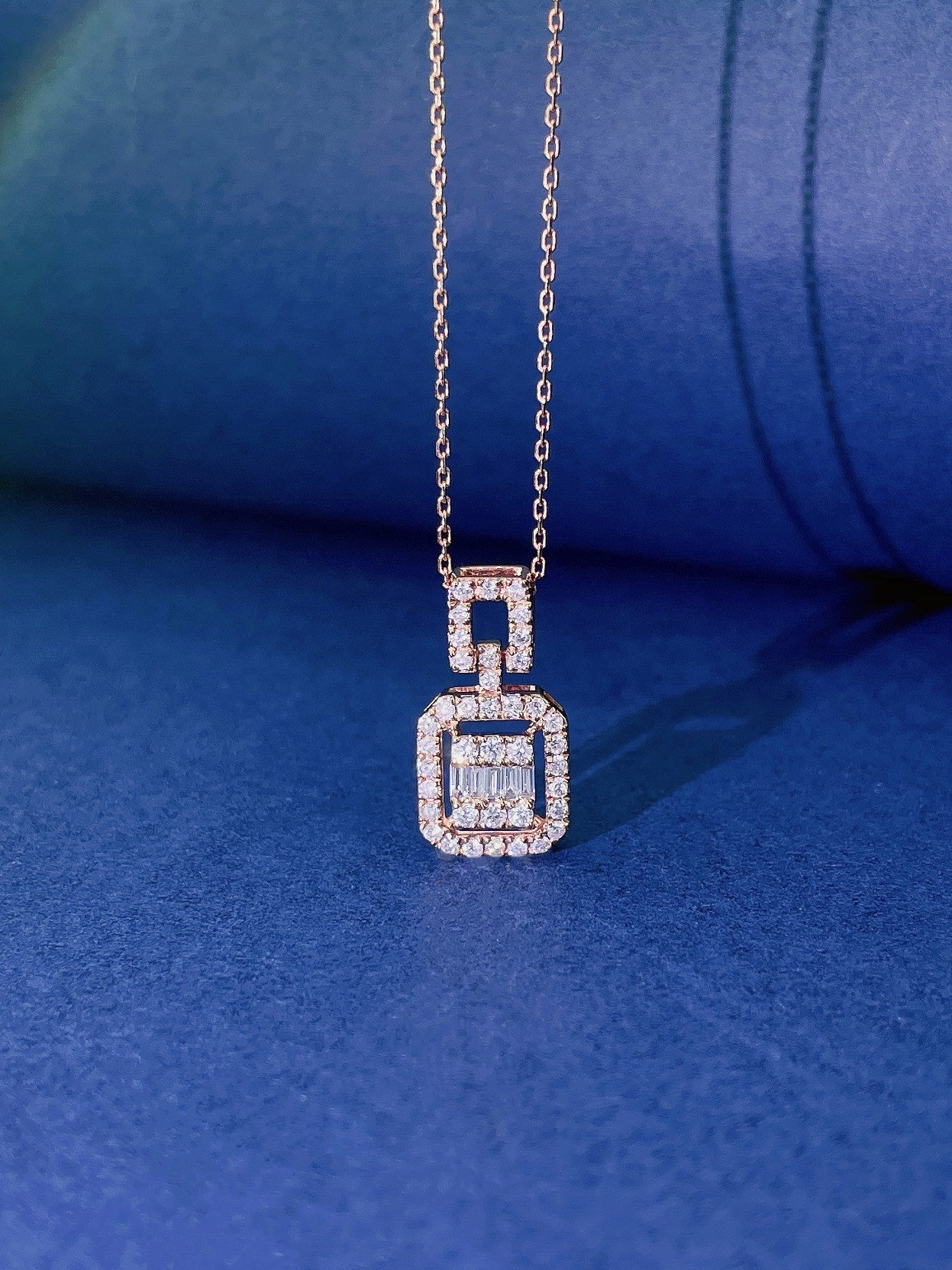 18k Diamond Square Sugar Necklace - Luxurious Jewelry Piece - White Diamond Necklace