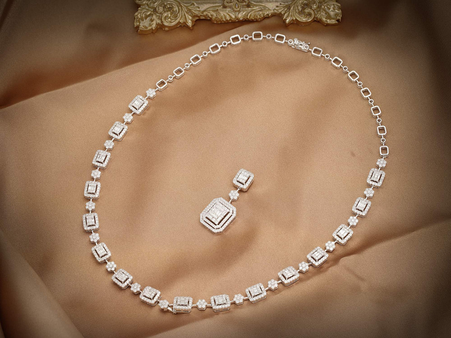 18K Diamond Square Sugar Suite Chain Jewelry - White Diamond Chain