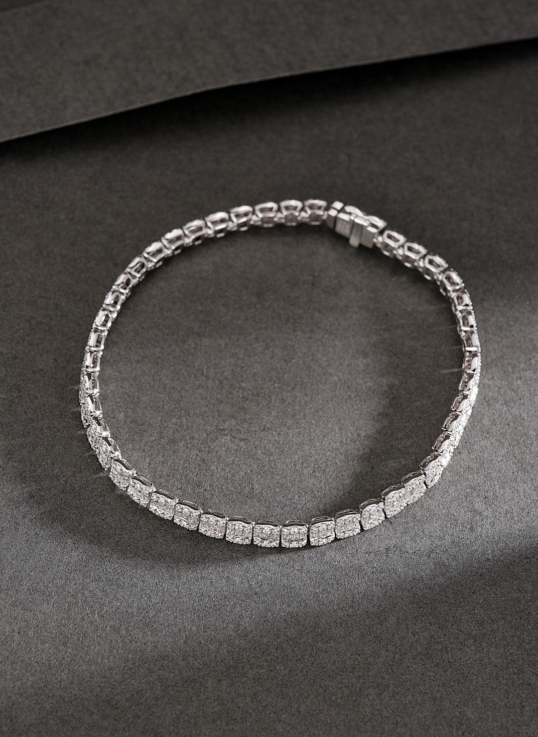 18K Diamond Step-Cut Bracelet – Luxurious Jewelry Piece - White Diamond Bracelet