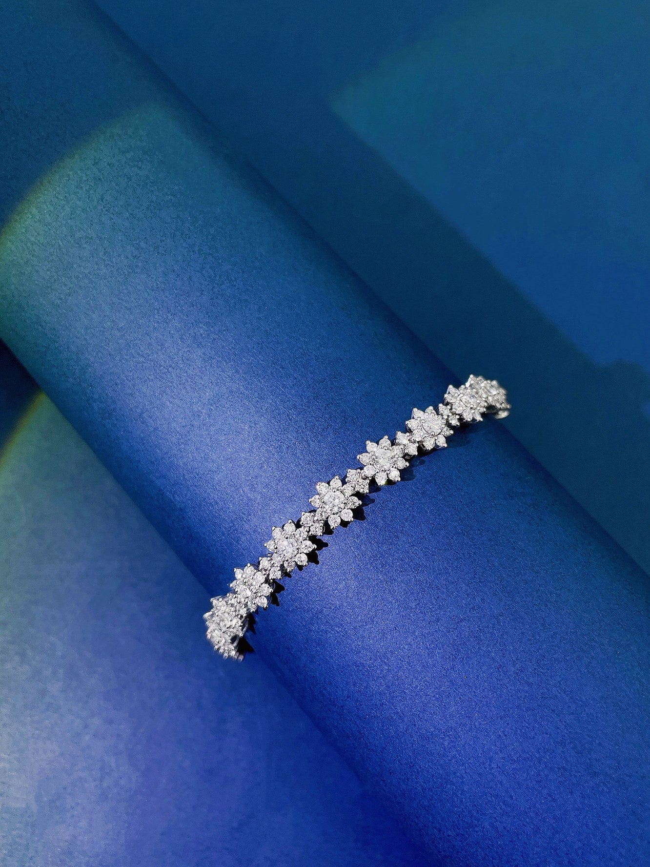 18K Diamond Sunflower Full Diamond Bracelet - Luxury Jewelry - White Diamond Bracelet