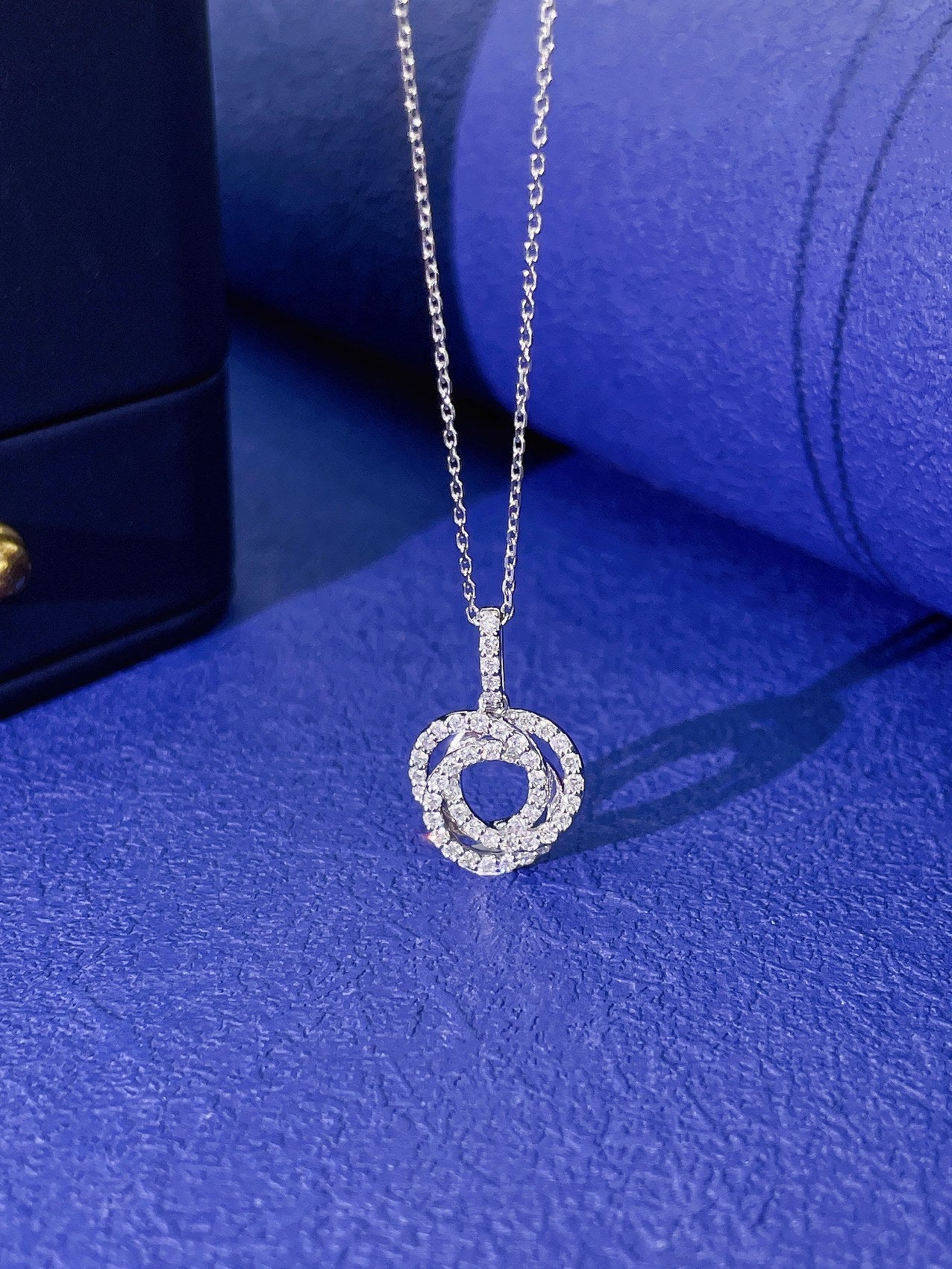 18K Diamond Triple-Loop Full Pavé Necklace - Luxury Jewelry - White Diamond Necklace