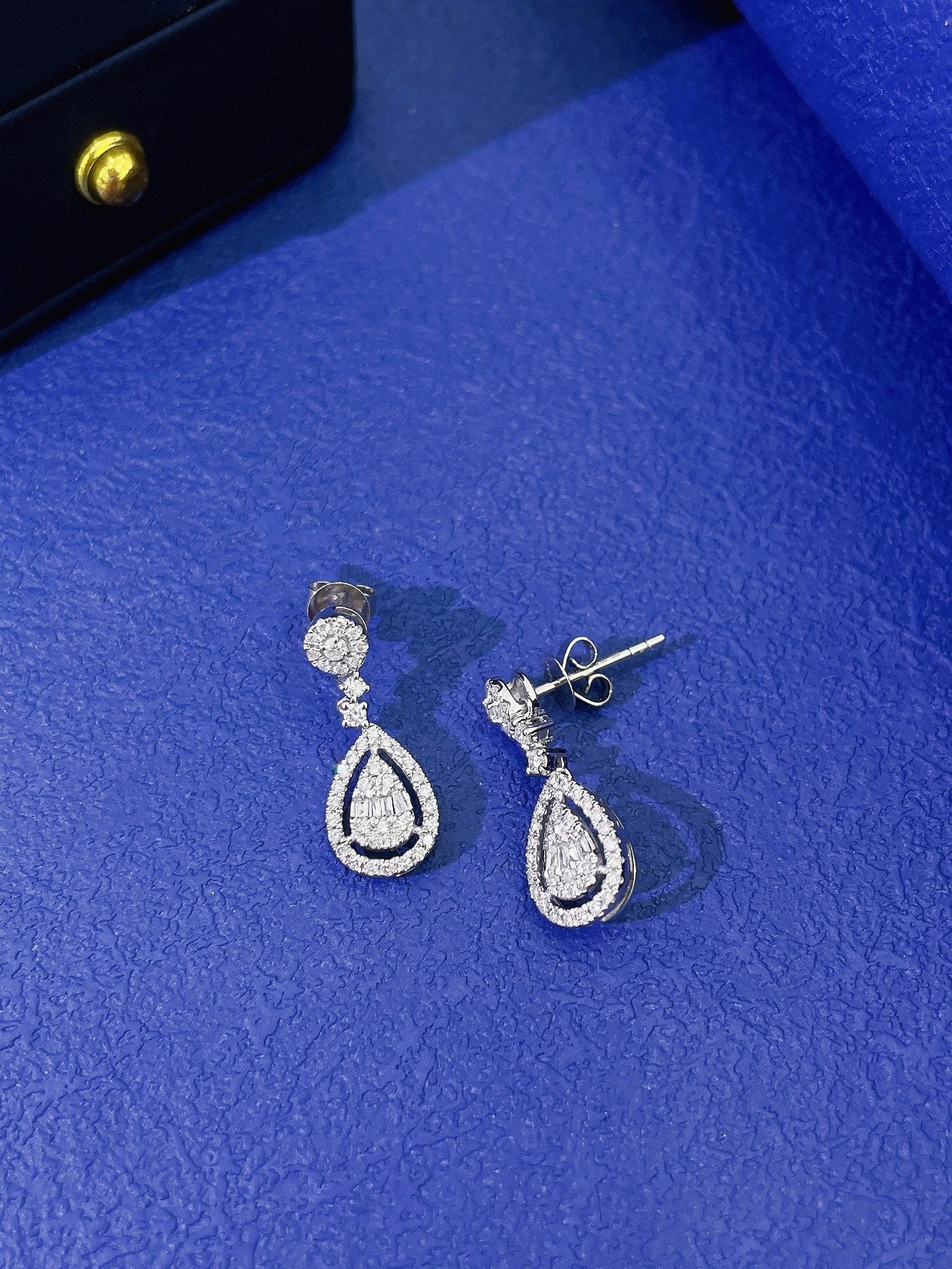 18K Diamond Waterdrop Earrings - Luxurious Jewelry Piece Jeweler.Jewelry